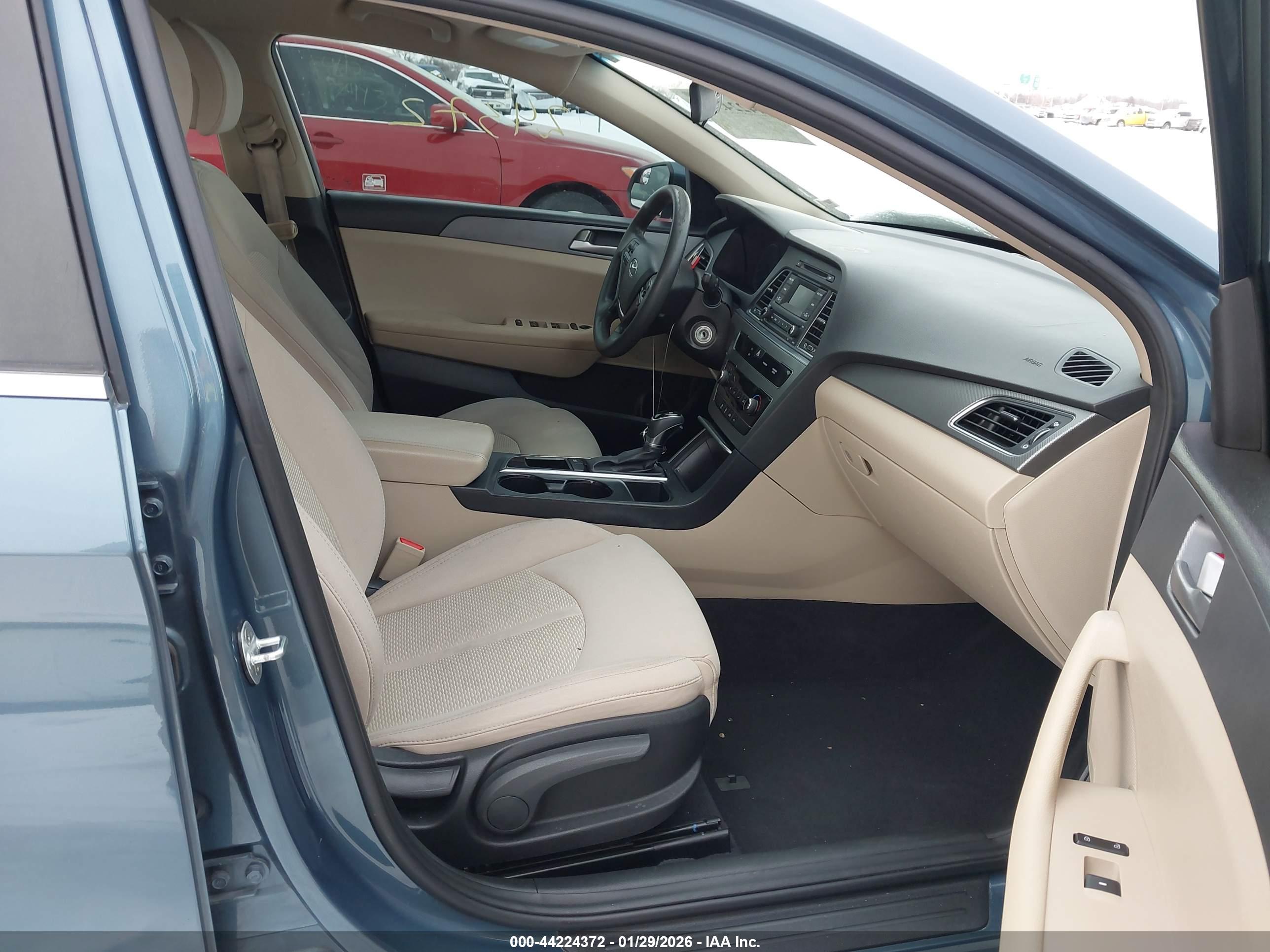HYUNDAI SONATA image 5