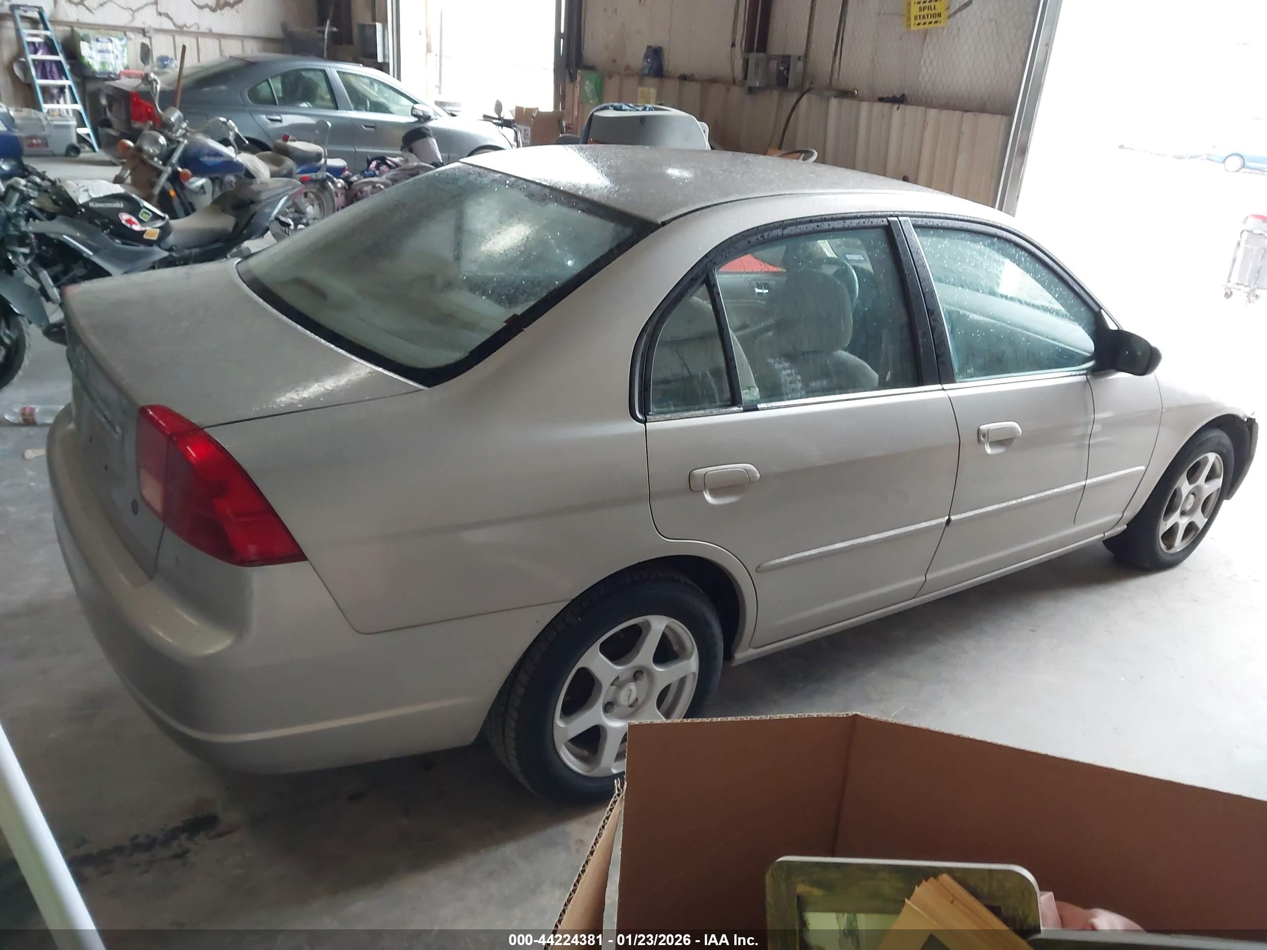 HONDA CIVIC image 4