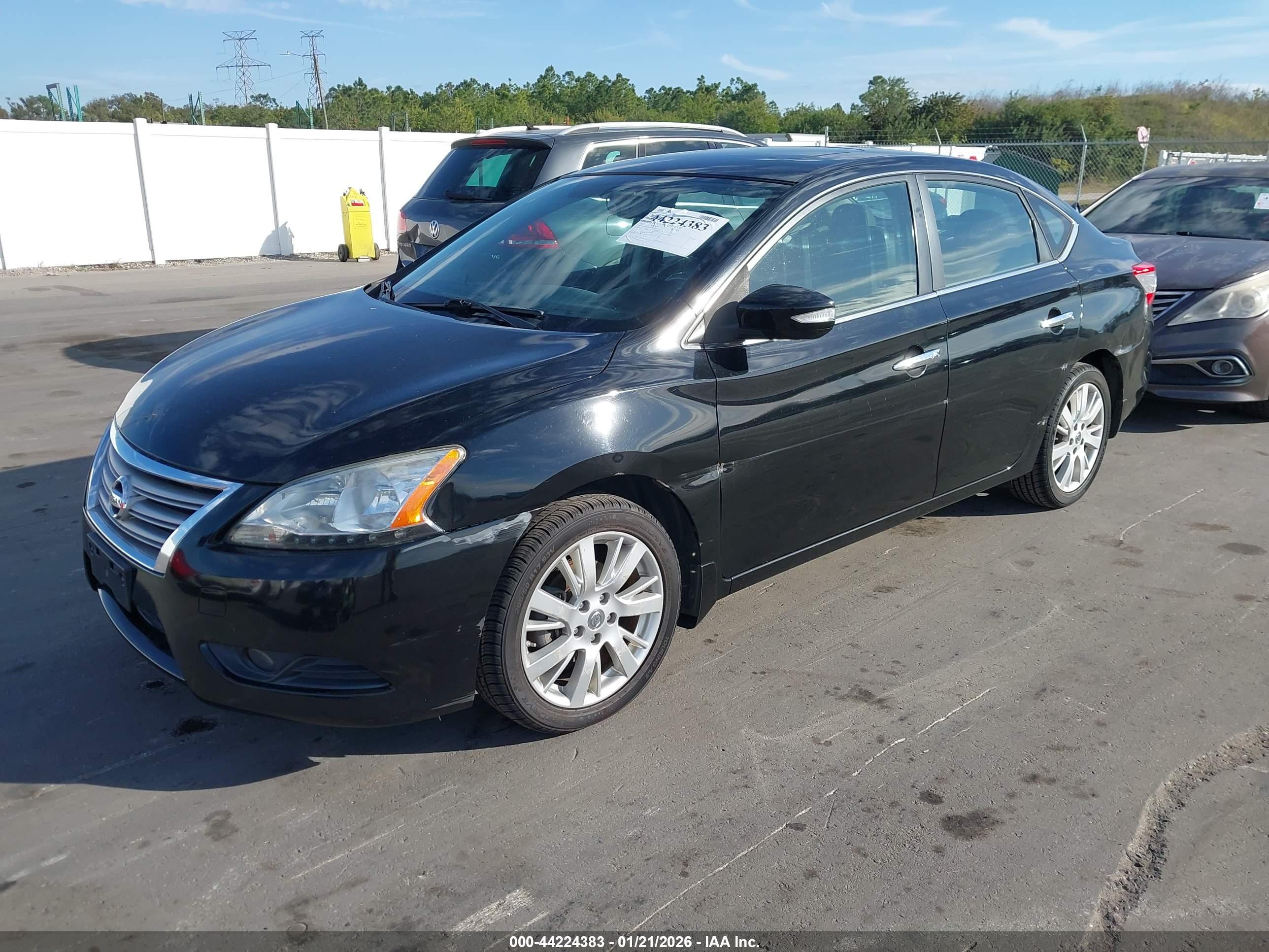 NISSAN SENTRA image 2