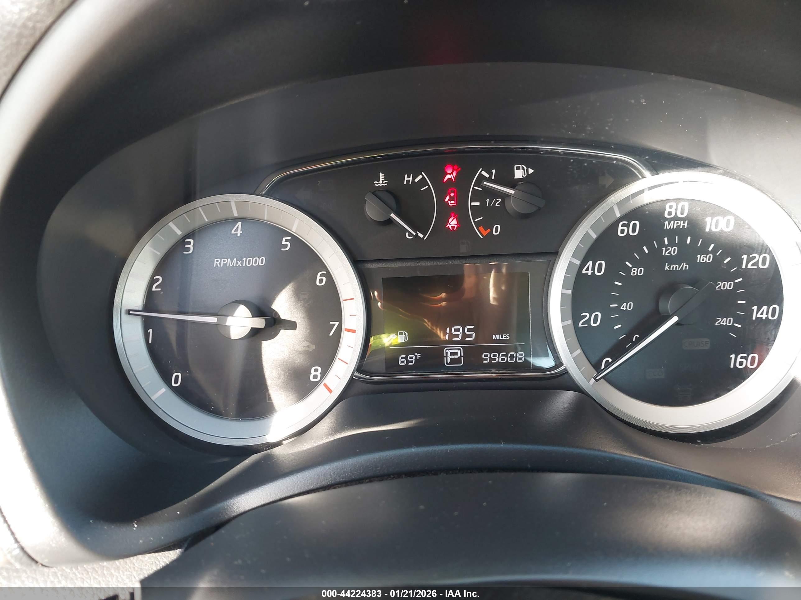 NISSAN SENTRA image 7