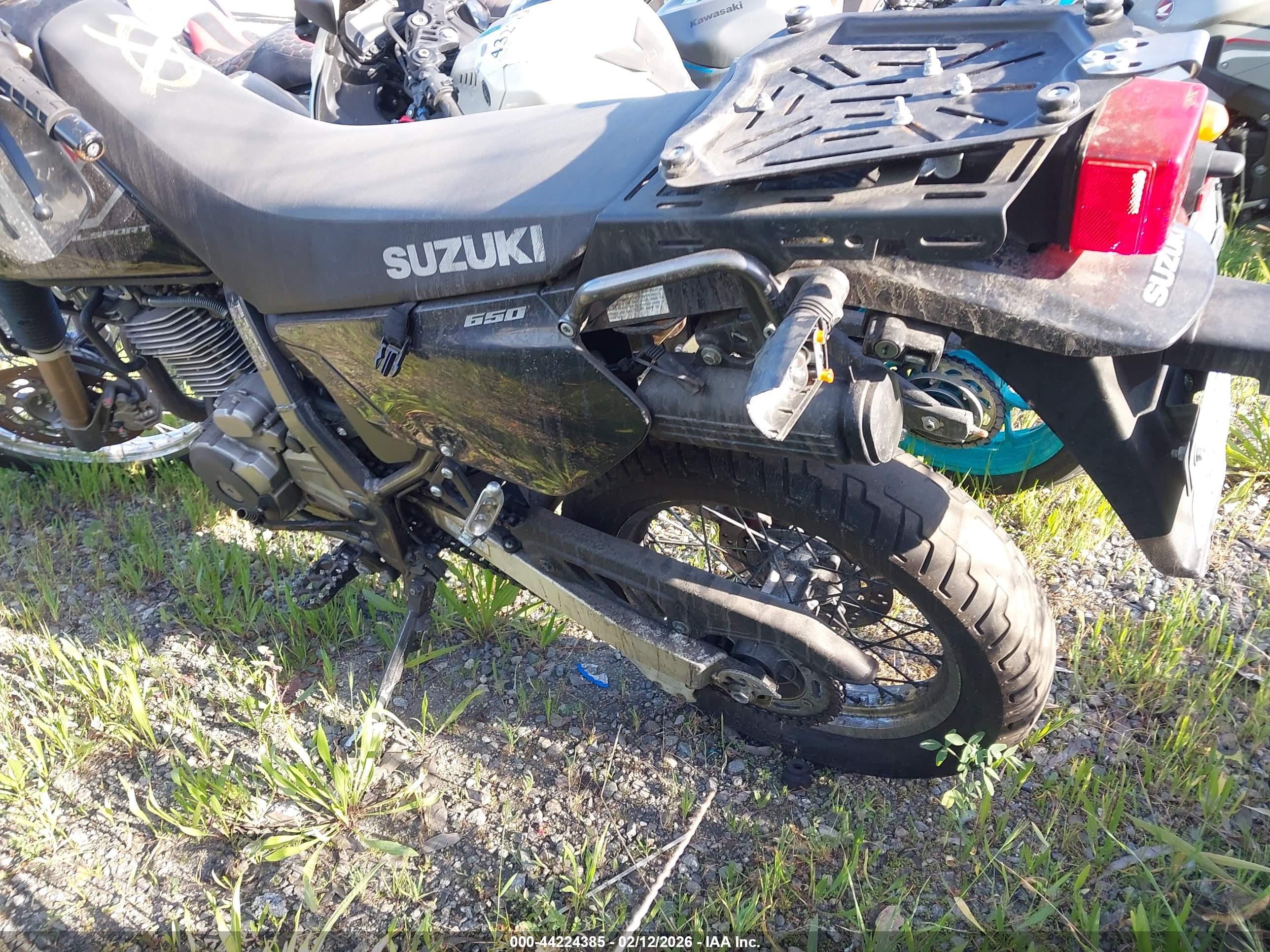 SUZUKI DR650 image 3