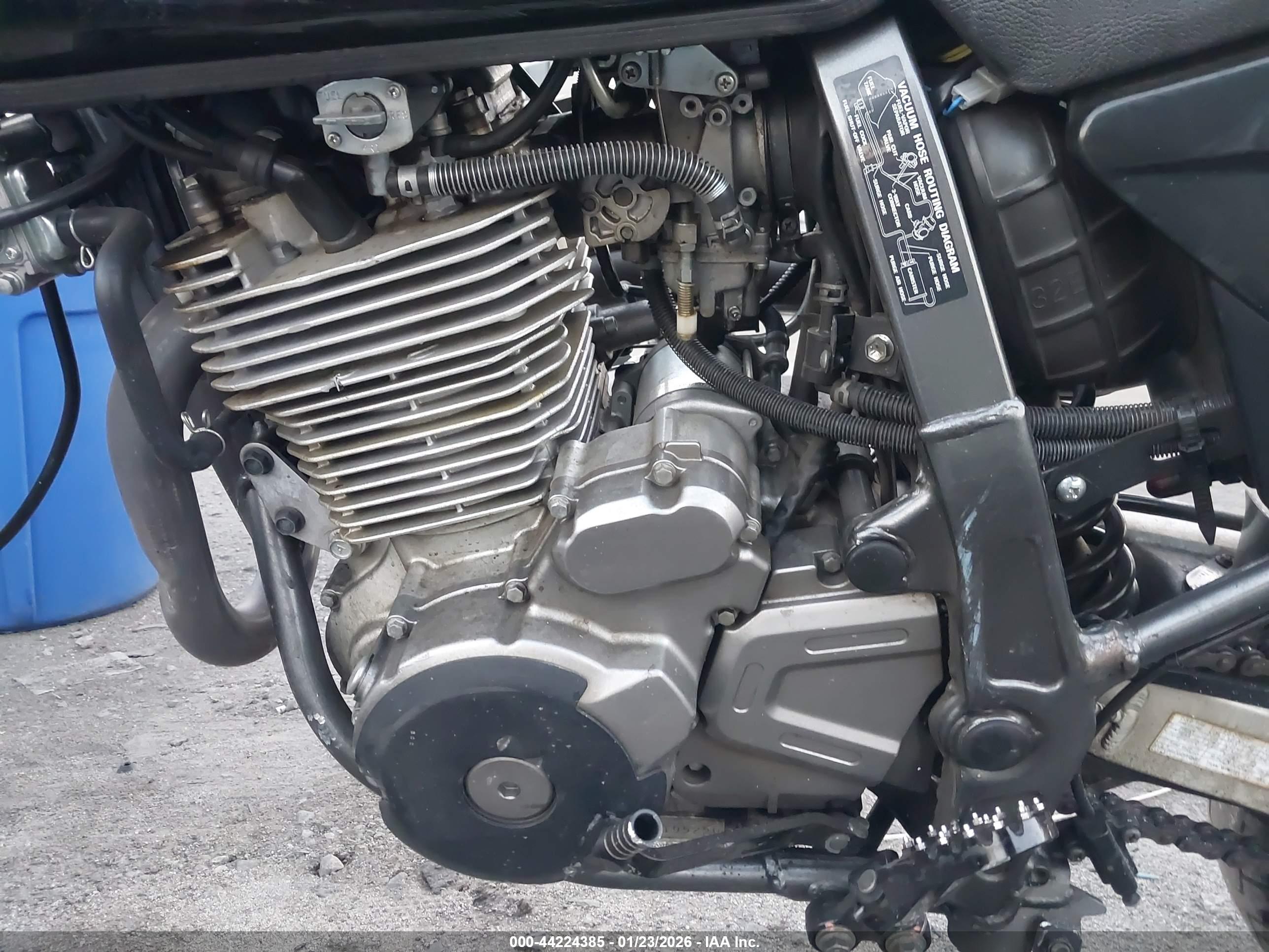 SUZUKI DR650 image 9