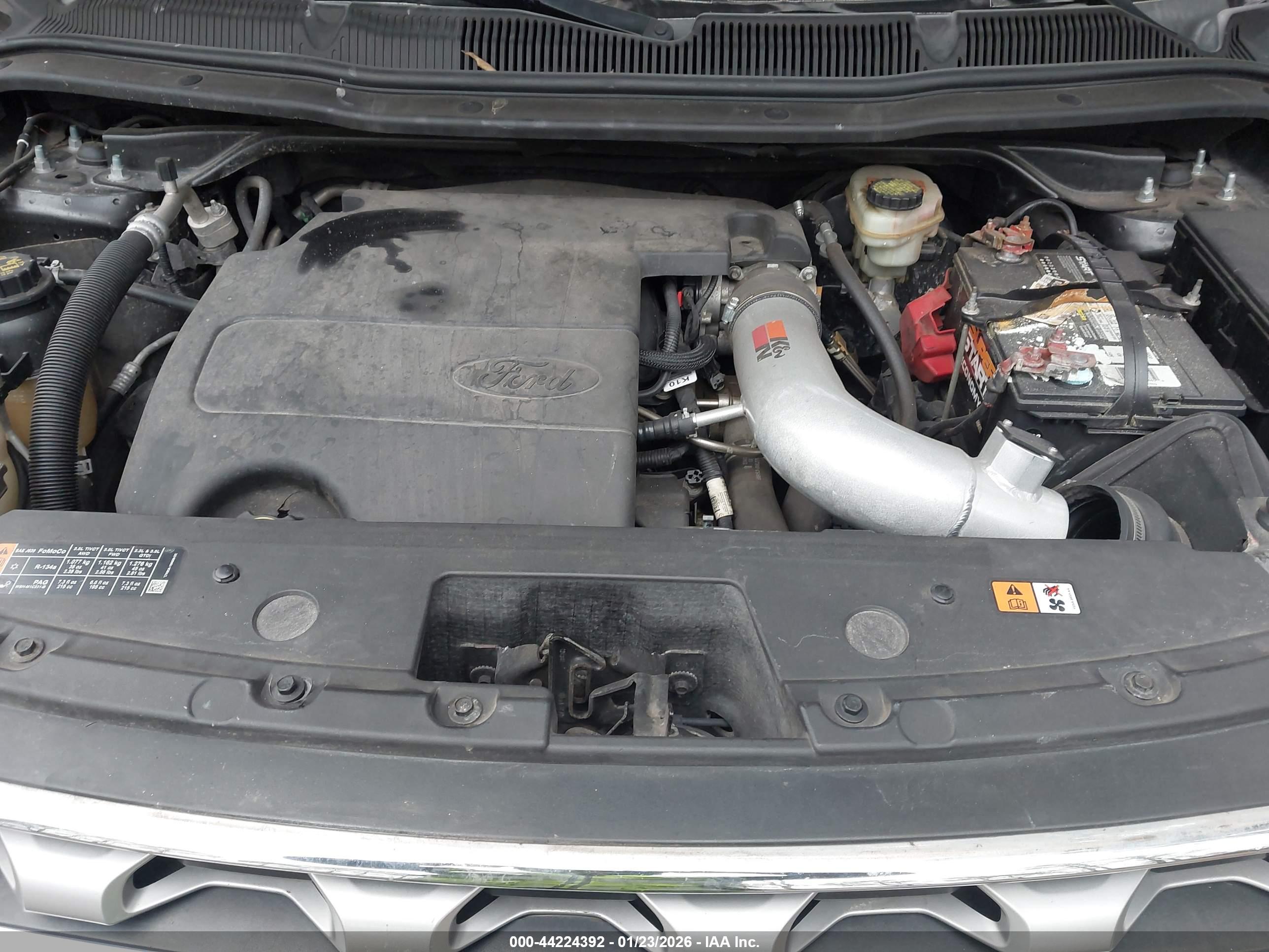 FORD EXPLORER image 10