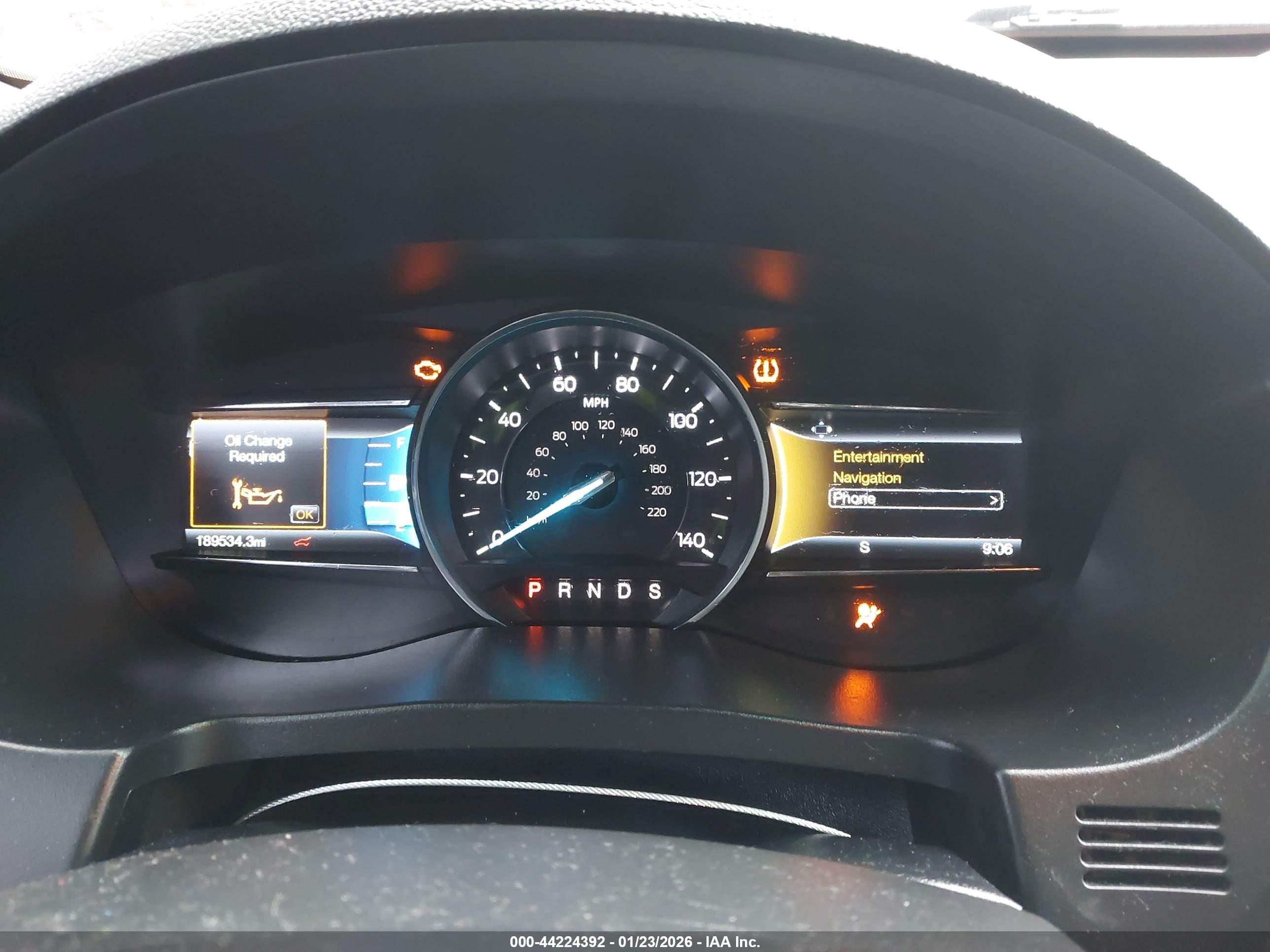 FORD EXPLORER image 7