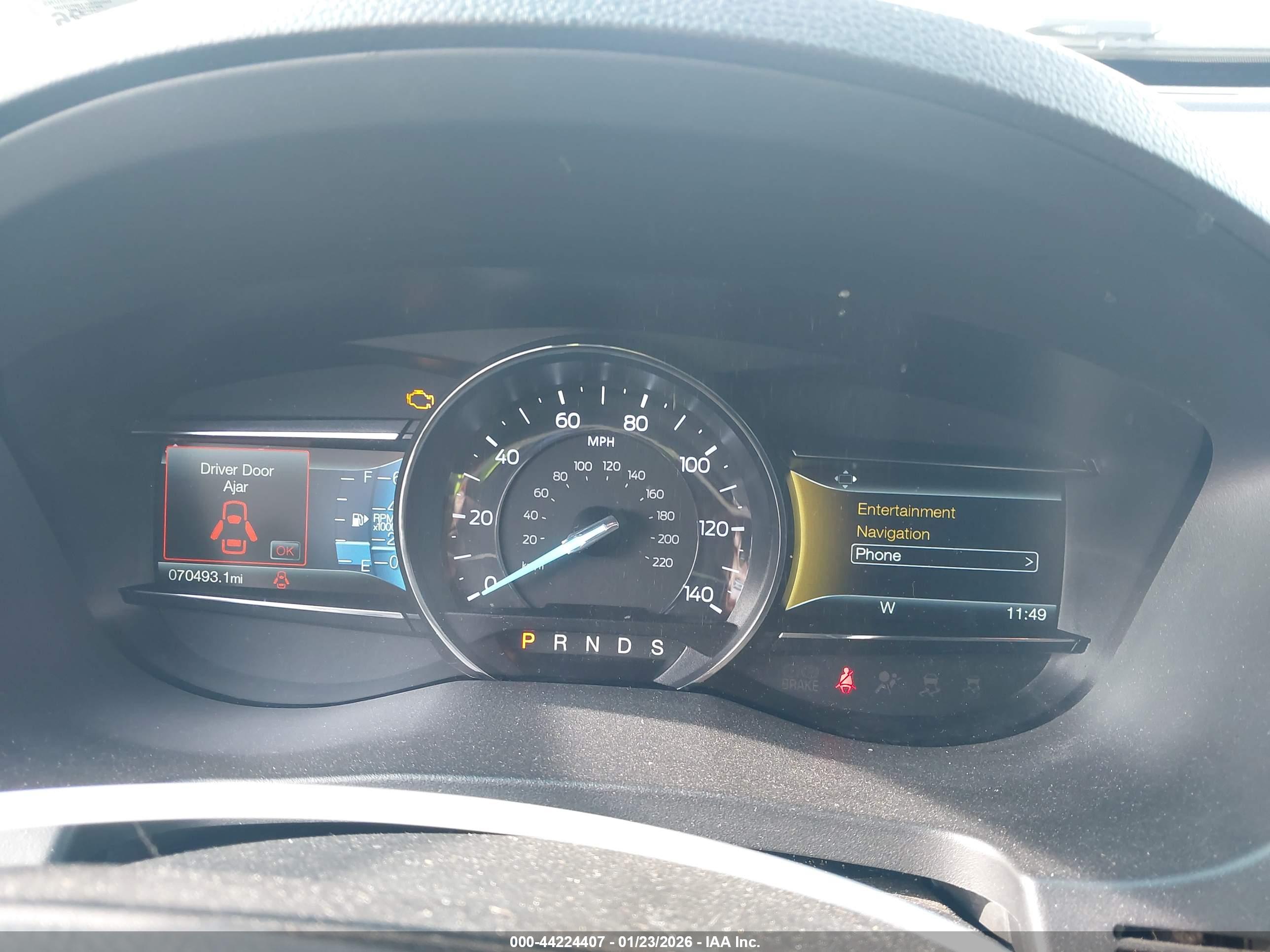 FORD EXPLORER image 7