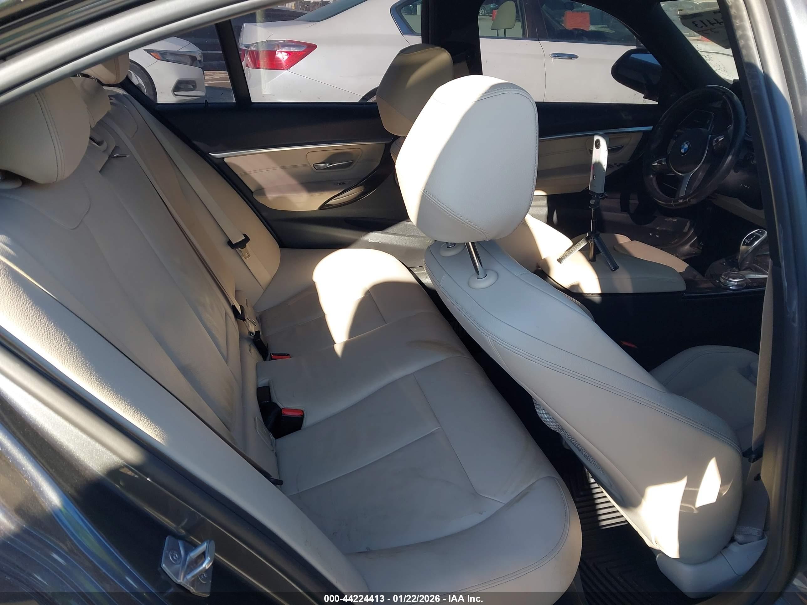 BMW 340I image 8
