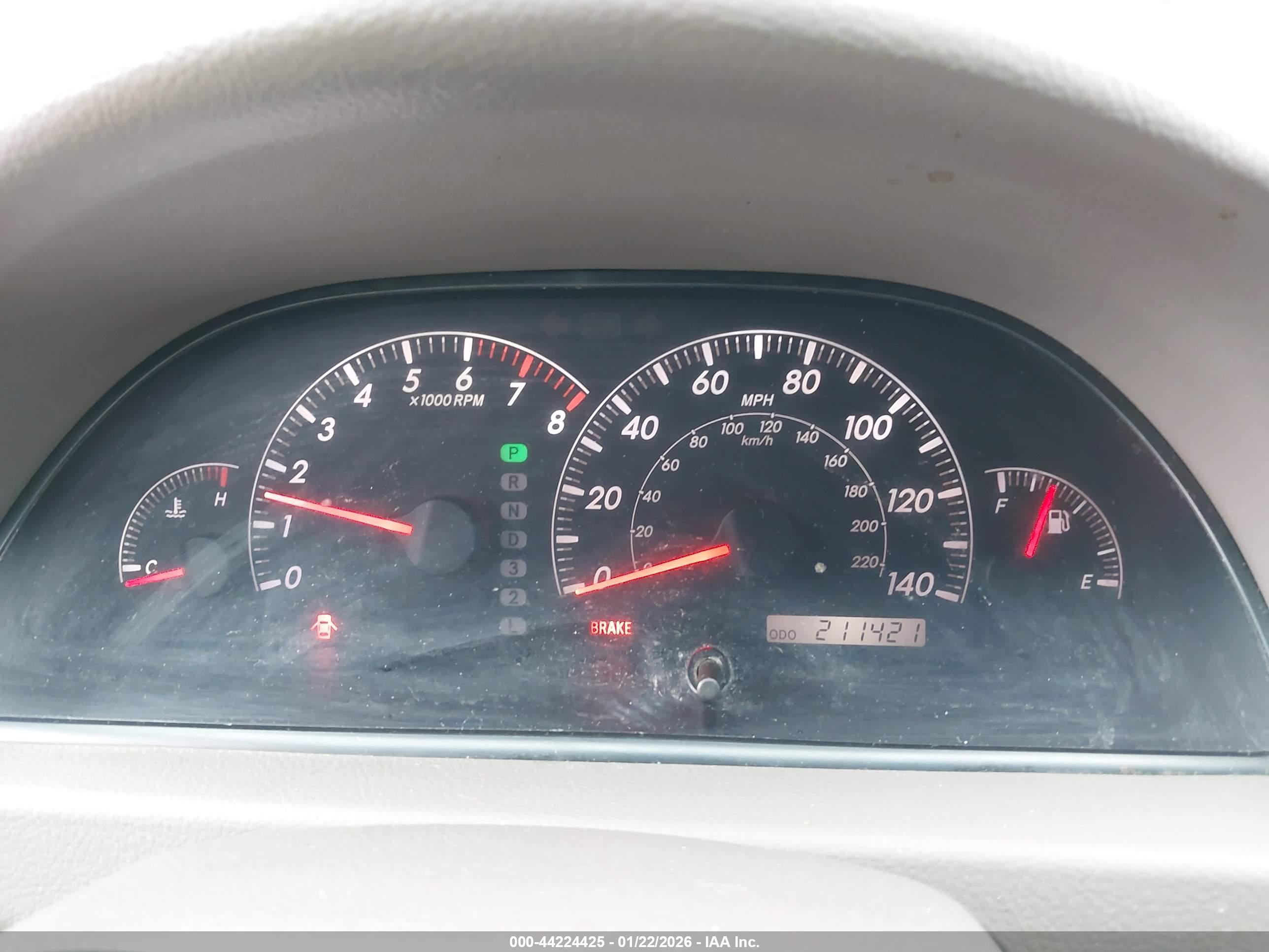 TOYOTA CAMRY image 7
