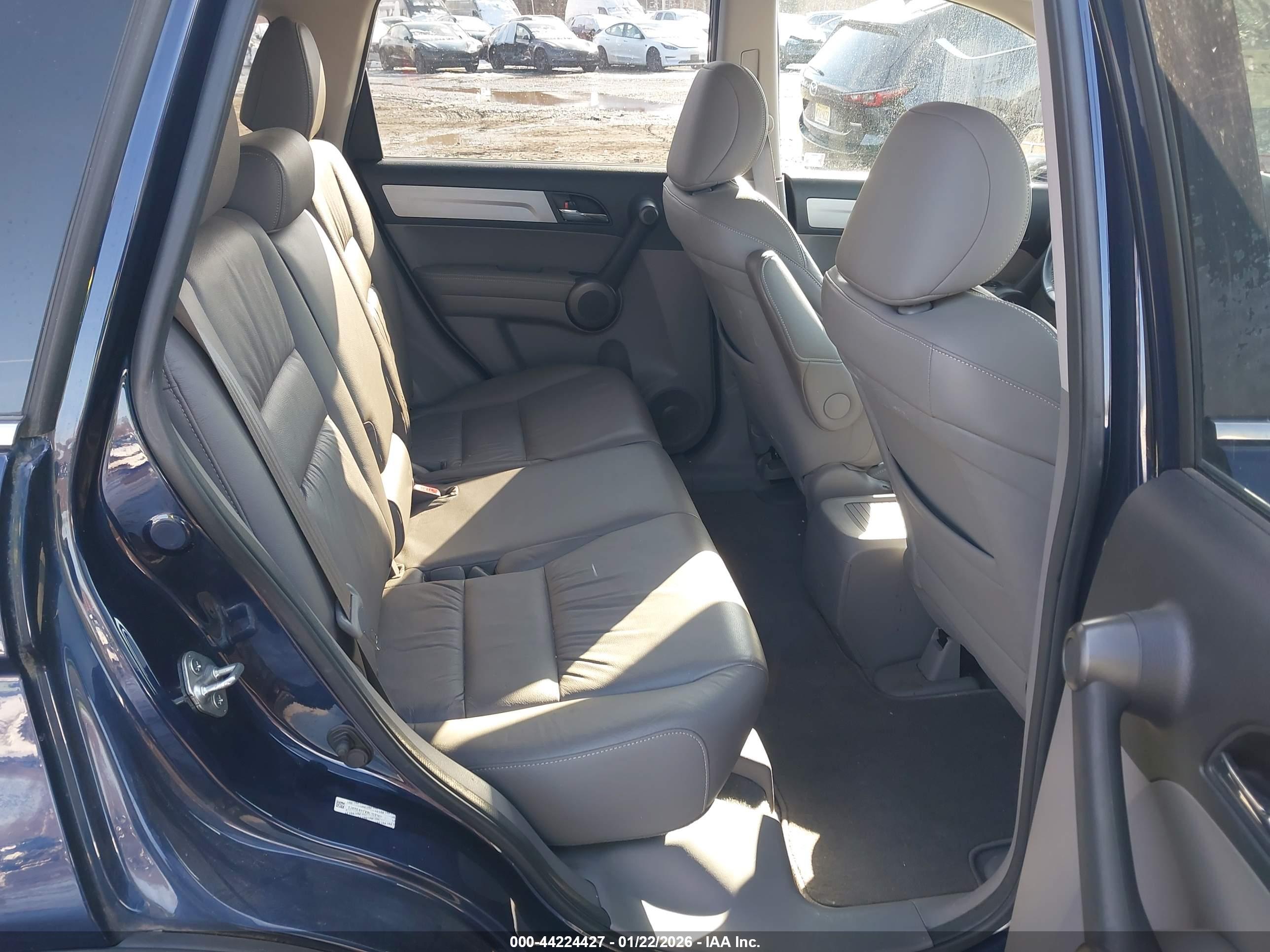 HONDA CR-V image 8