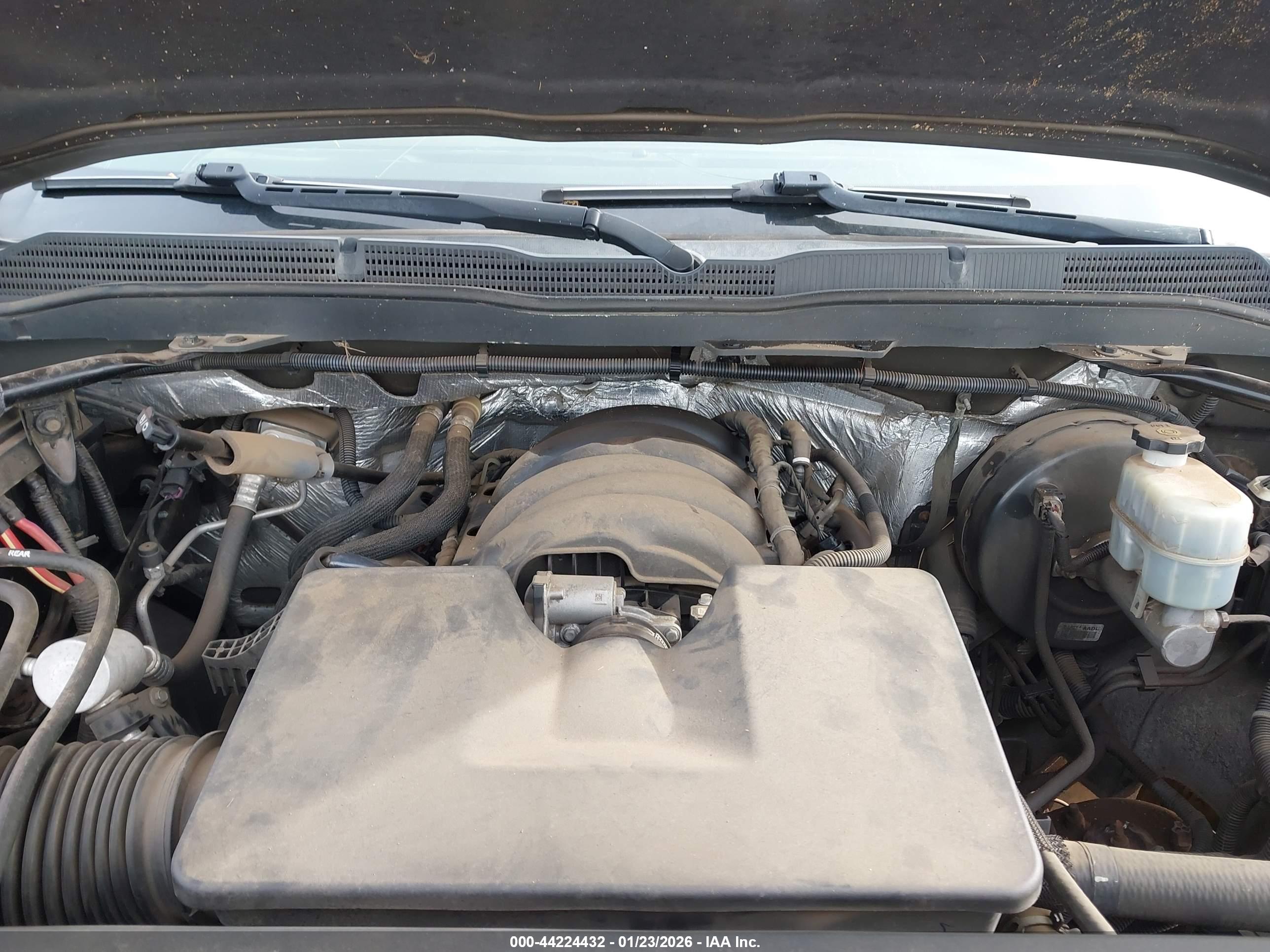 CHEVROLET SILVERADO image 10