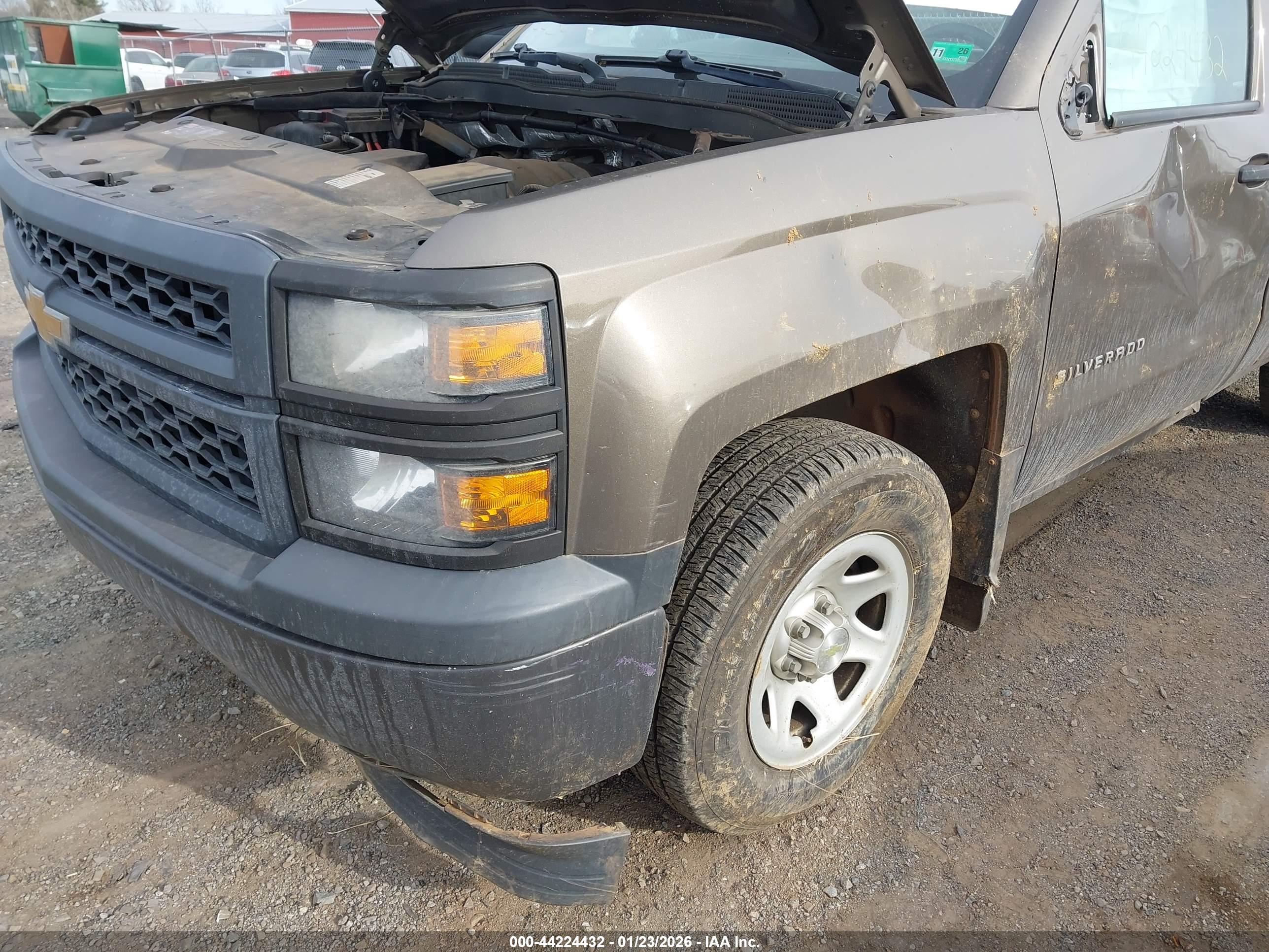 CHEVROLET SILVERADO image 6