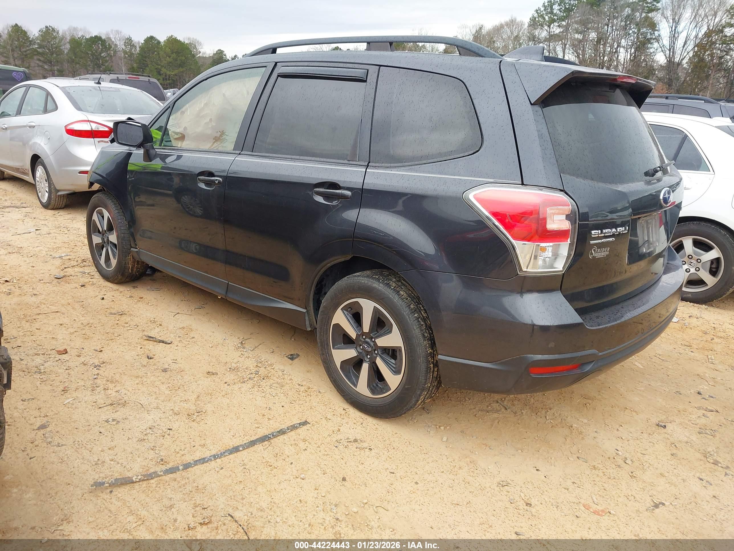 SUBARU FORESTER image 3