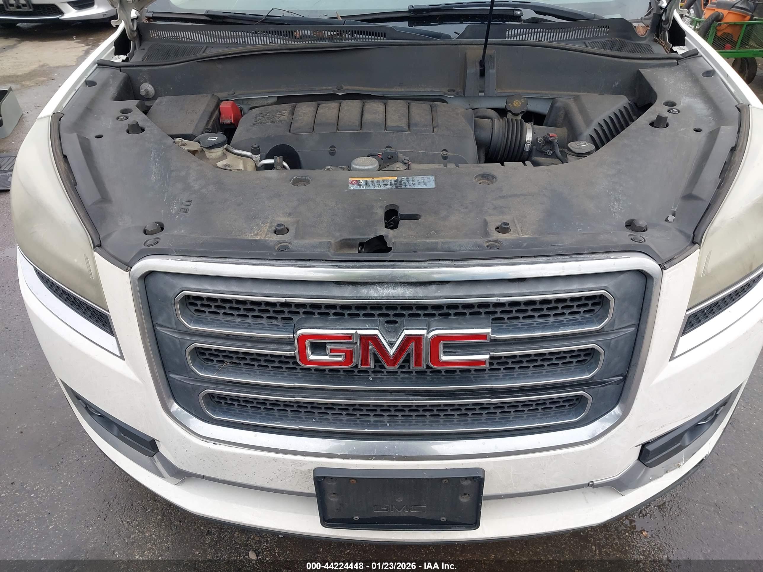 GMC ACADIA image 10