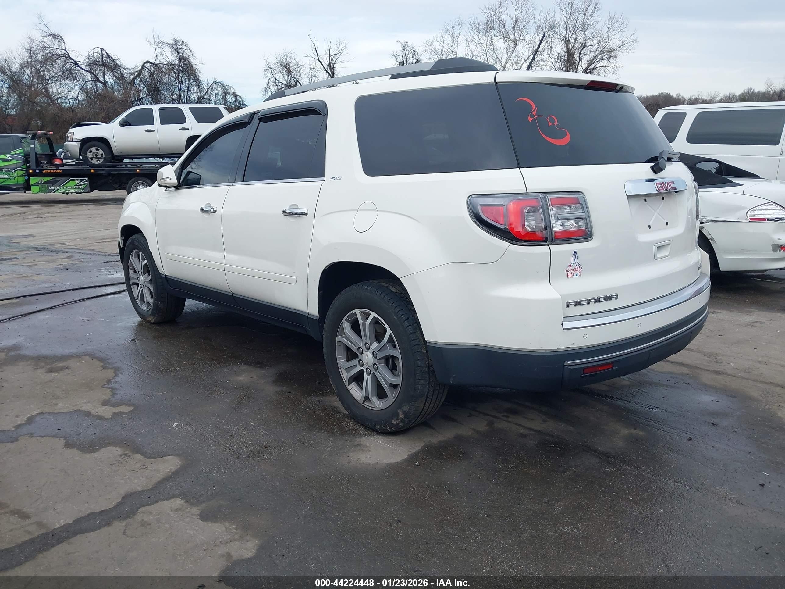 GMC ACADIA image 3