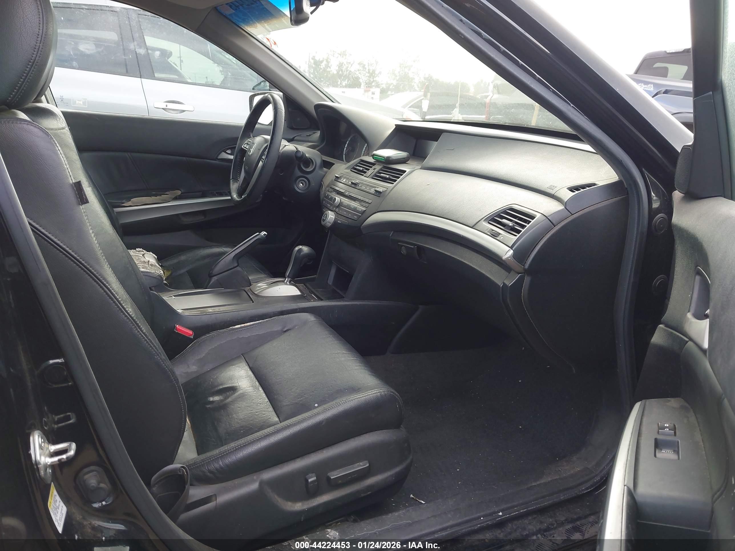 HONDA ACCORD image 5