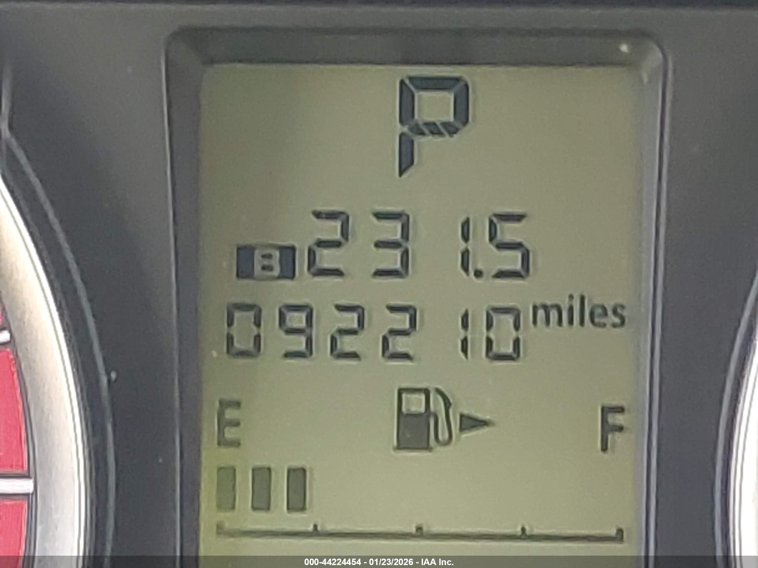 SUBARU FORESTER image 6
