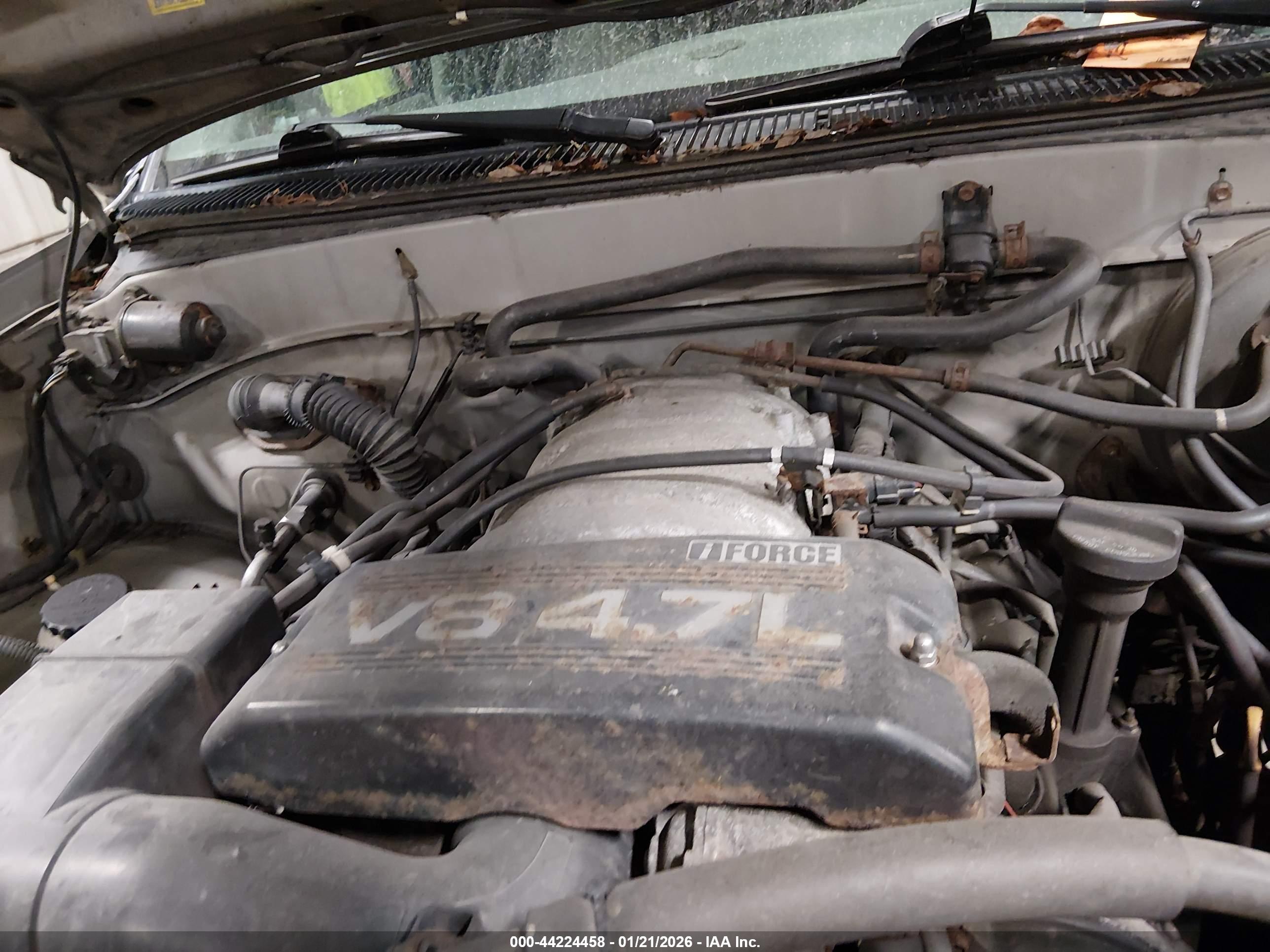 TOYOTA TUNDRA image 10