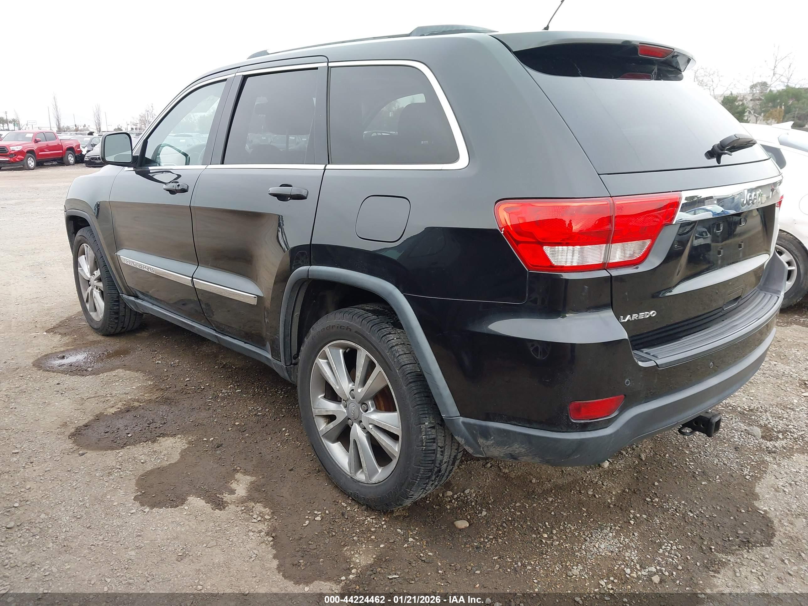 JEEP GRAND image 3