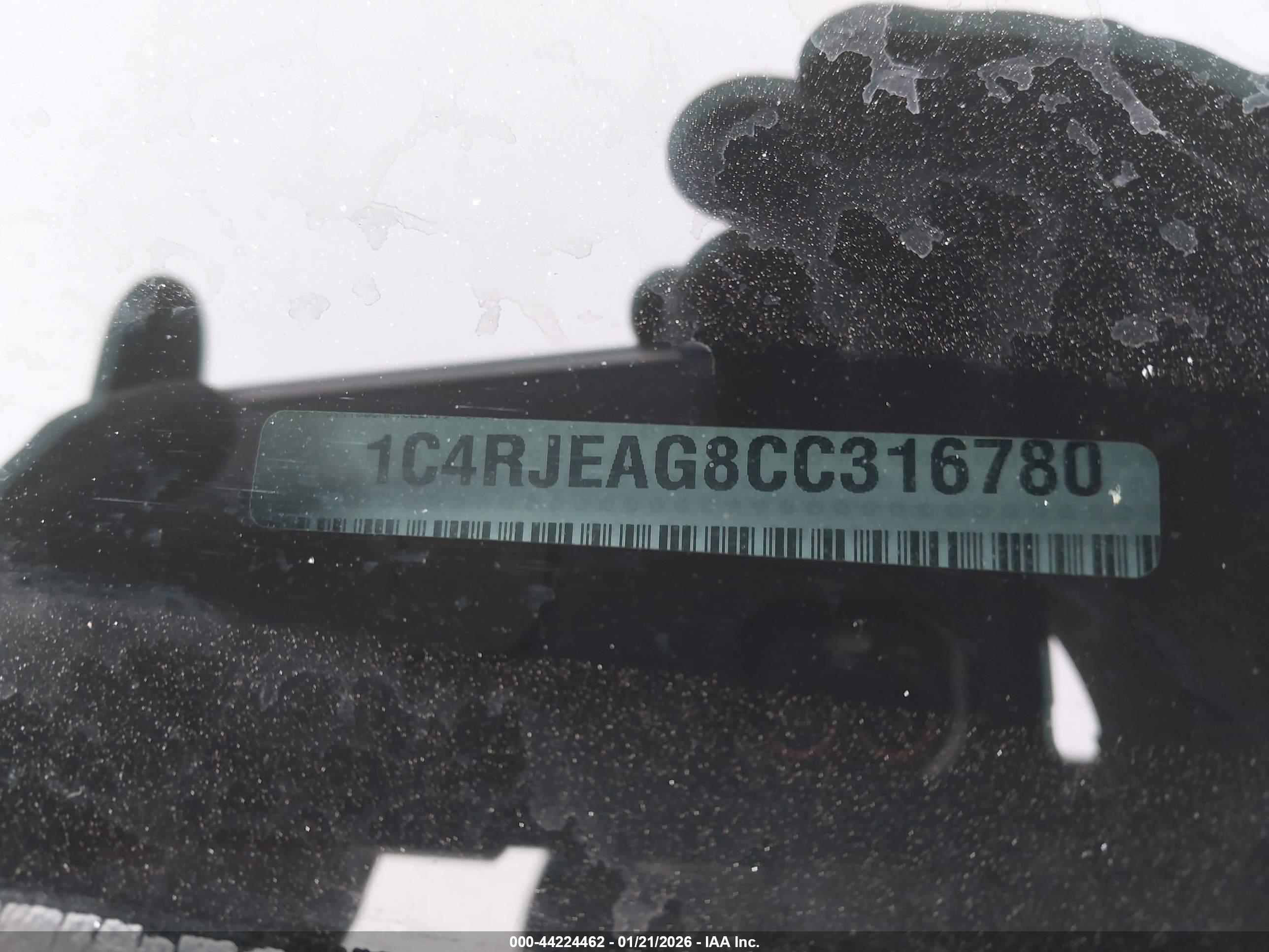 JEEP GRAND image 9