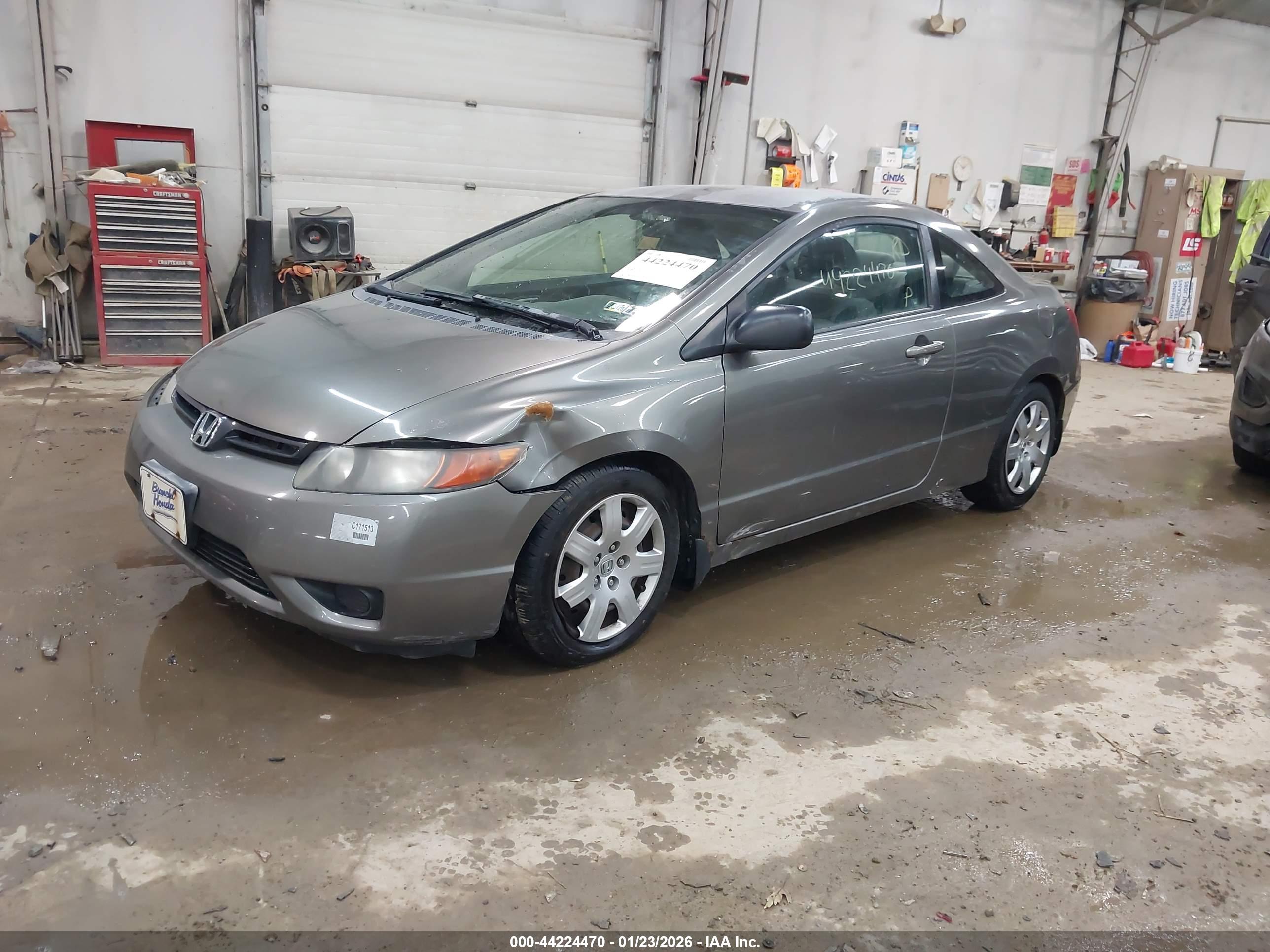 HONDA CIVIC image 2