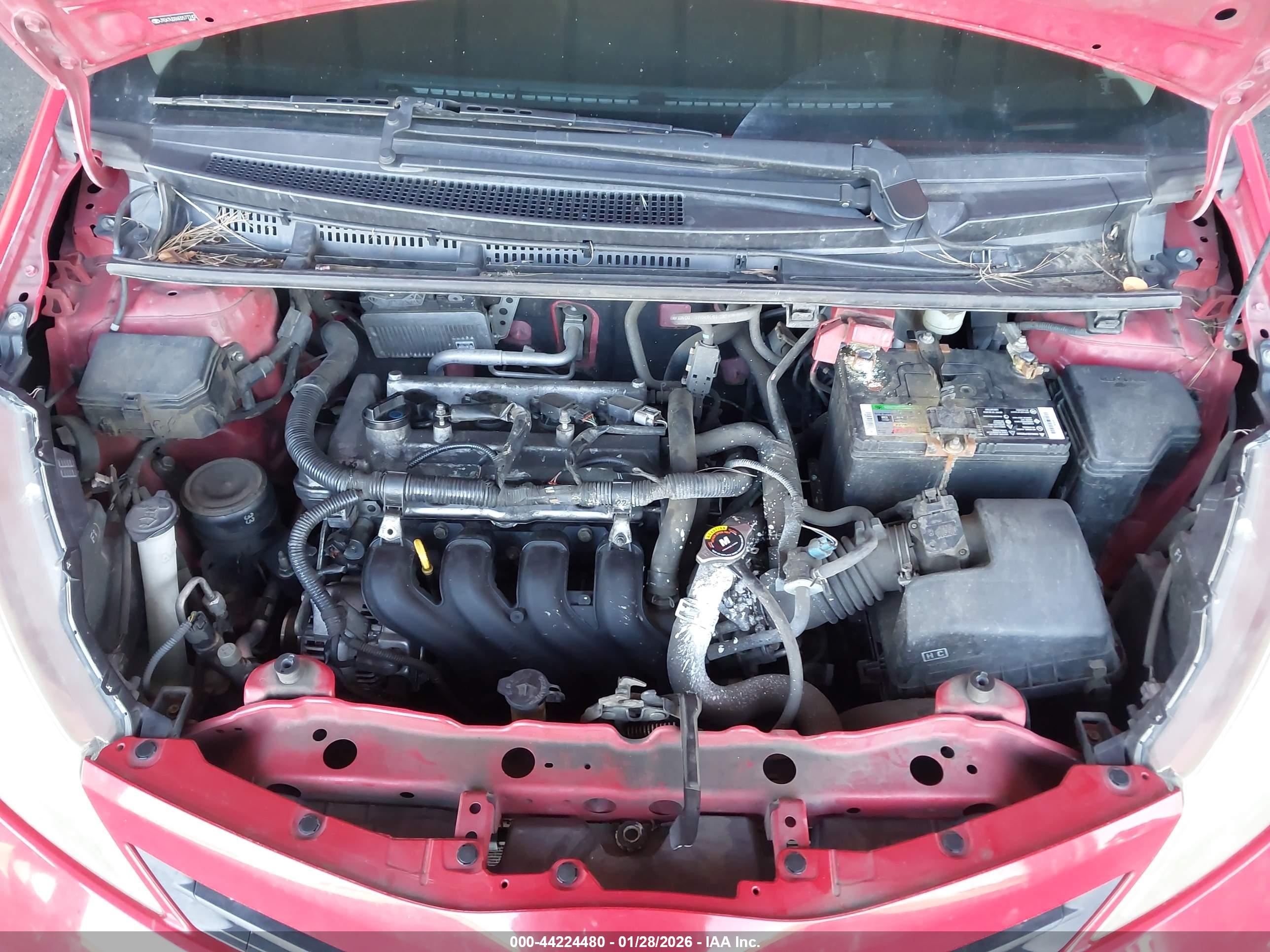 TOYOTA YARIS image 10