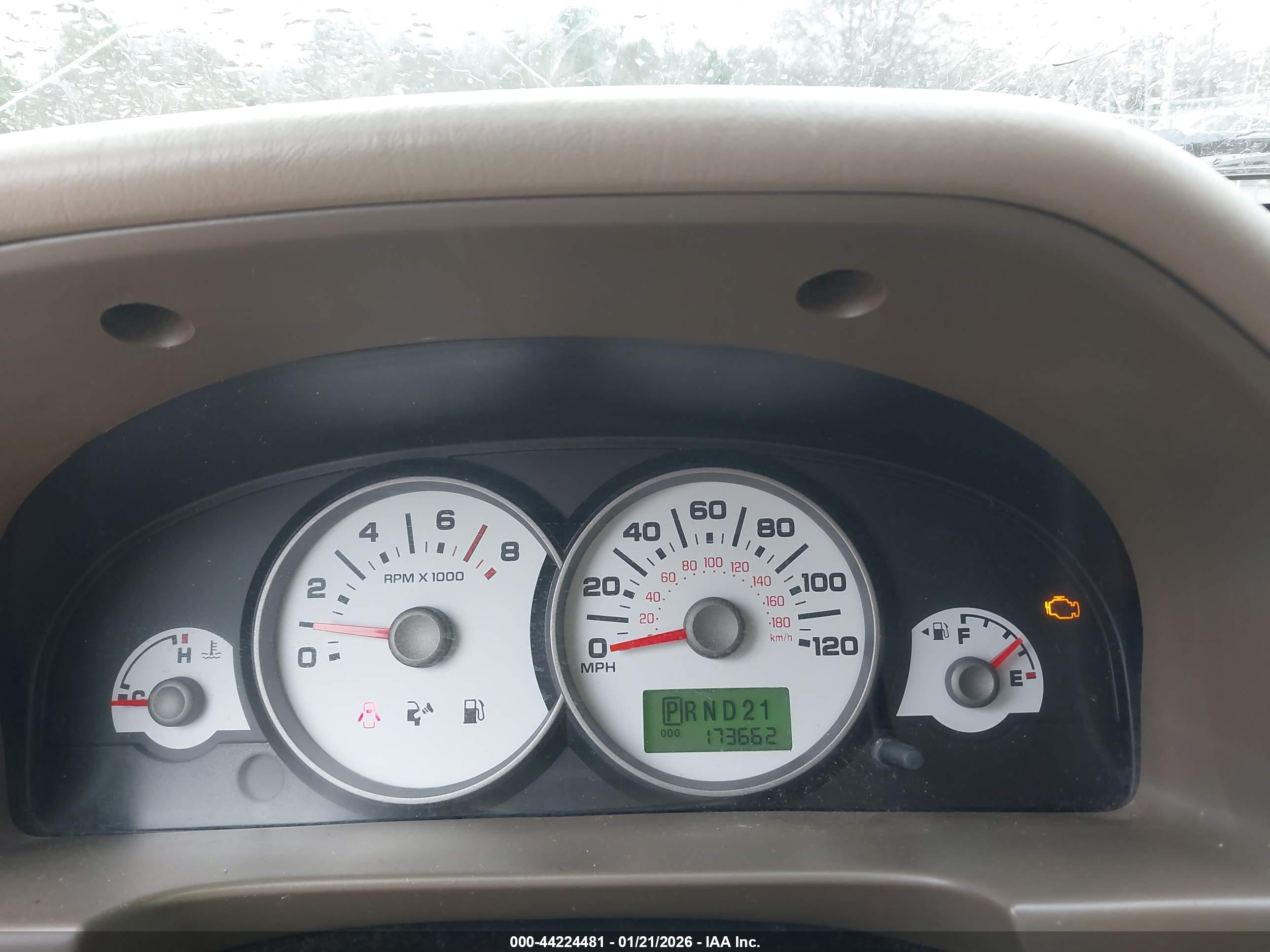 FORD ESCAPE image 7