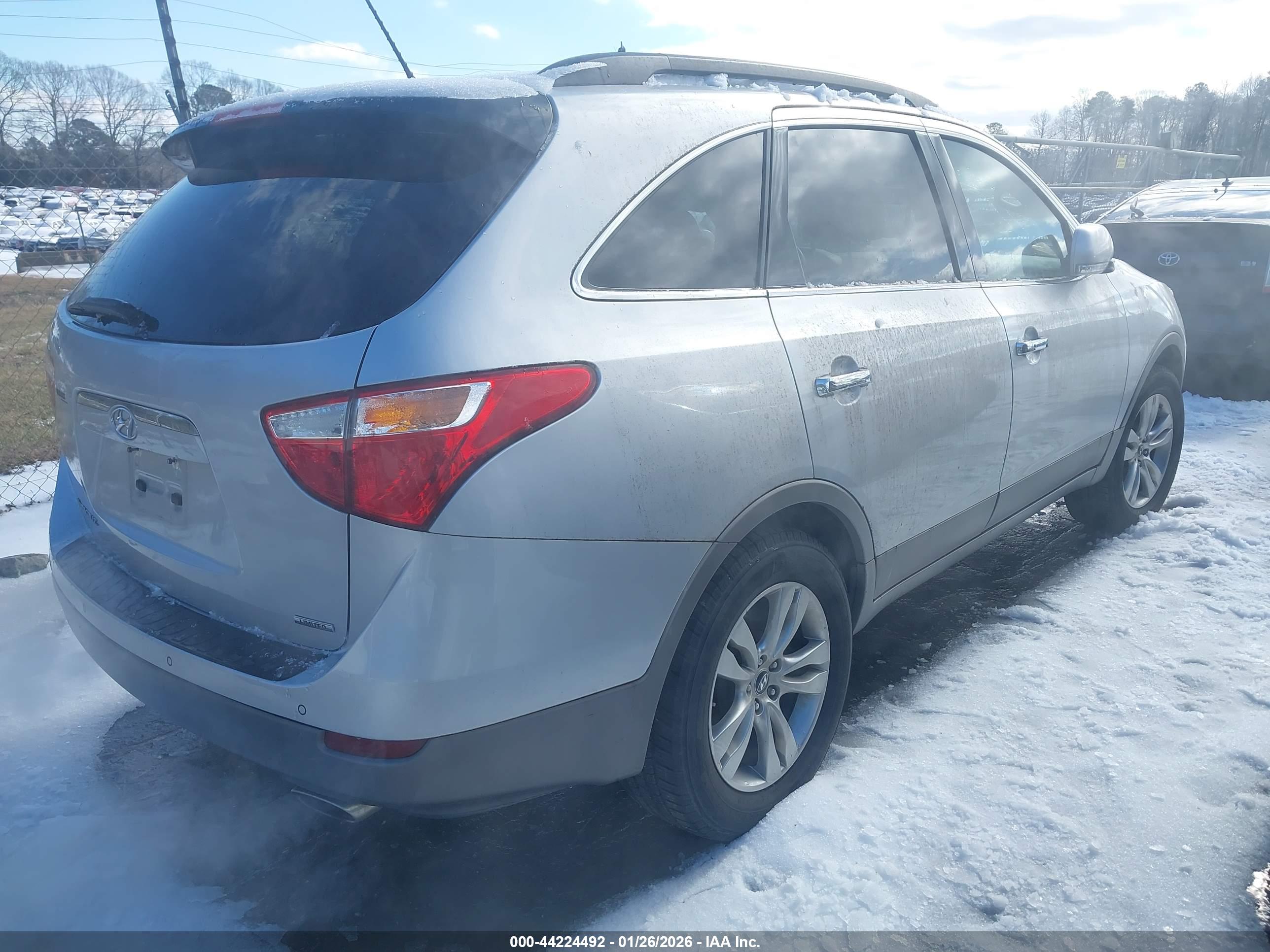 HYUNDAI VERACRUZ image 4