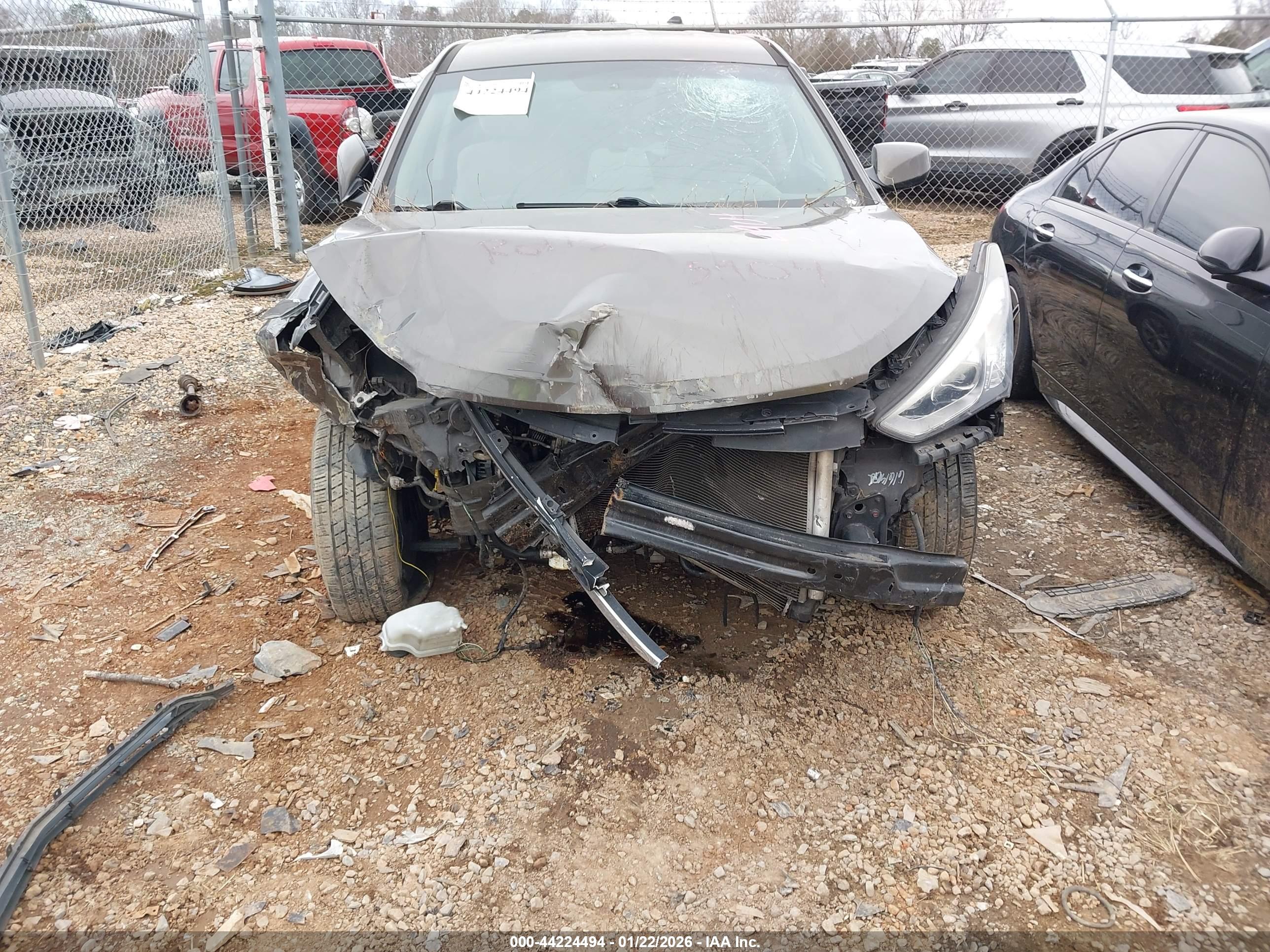 HYUNDAI SANTA image 6