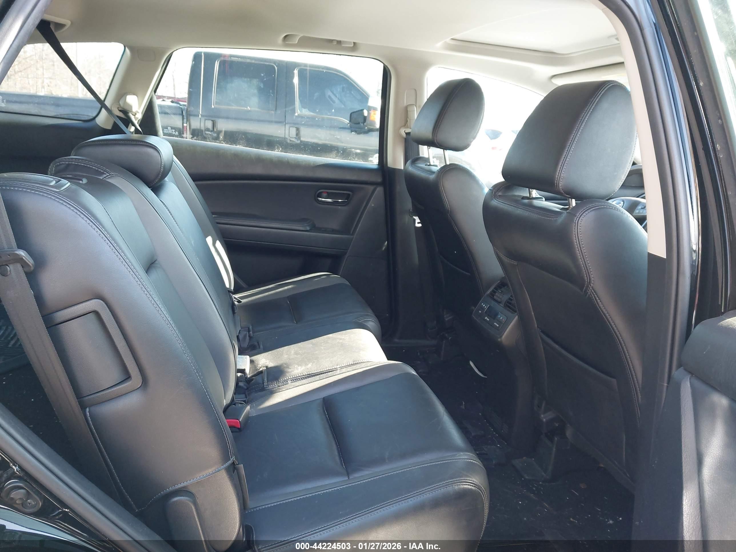 MAZDA CX-9 image 8