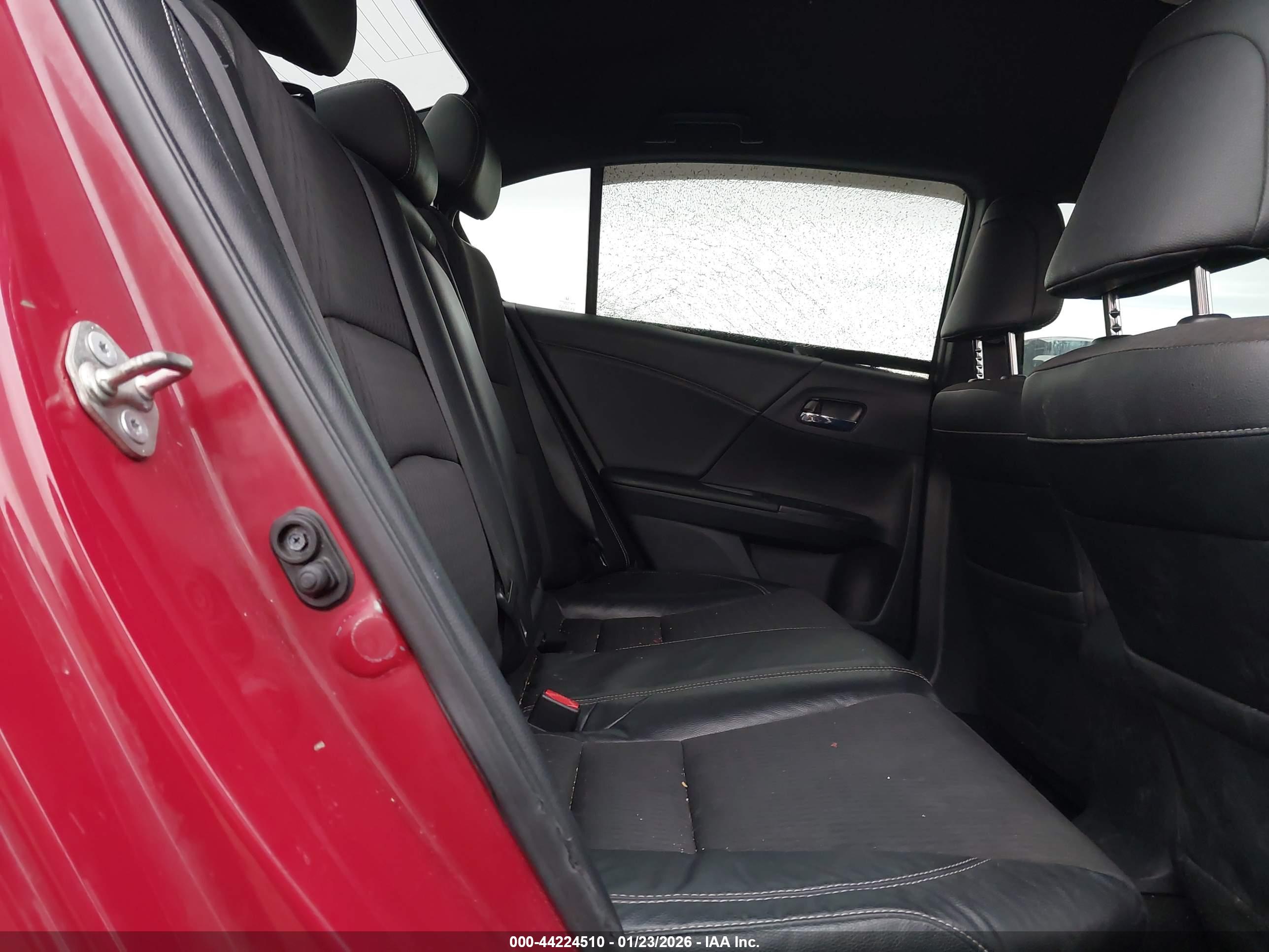 HONDA ACCORD image 8