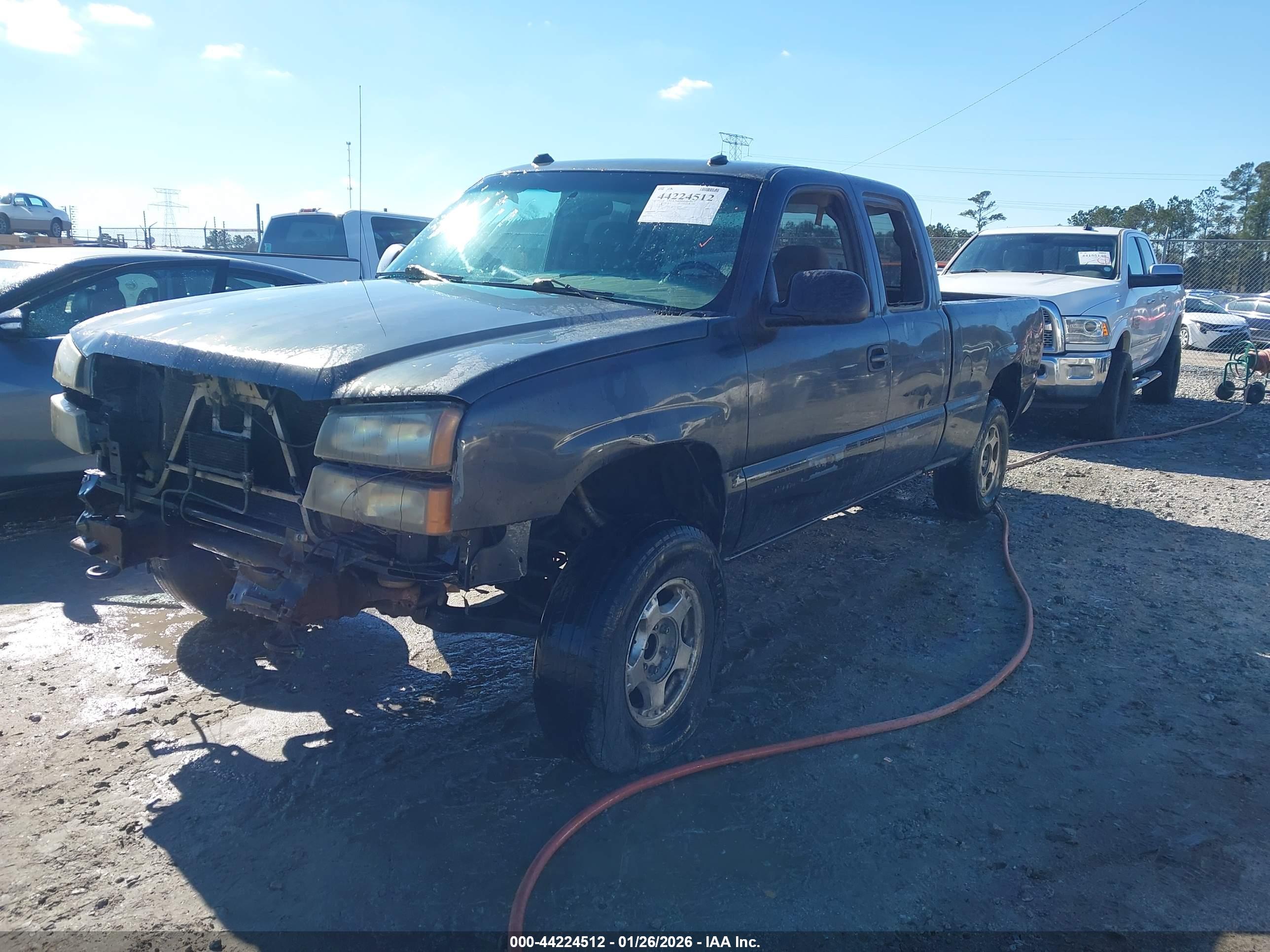 CHEVROLET SILVERADO image 2