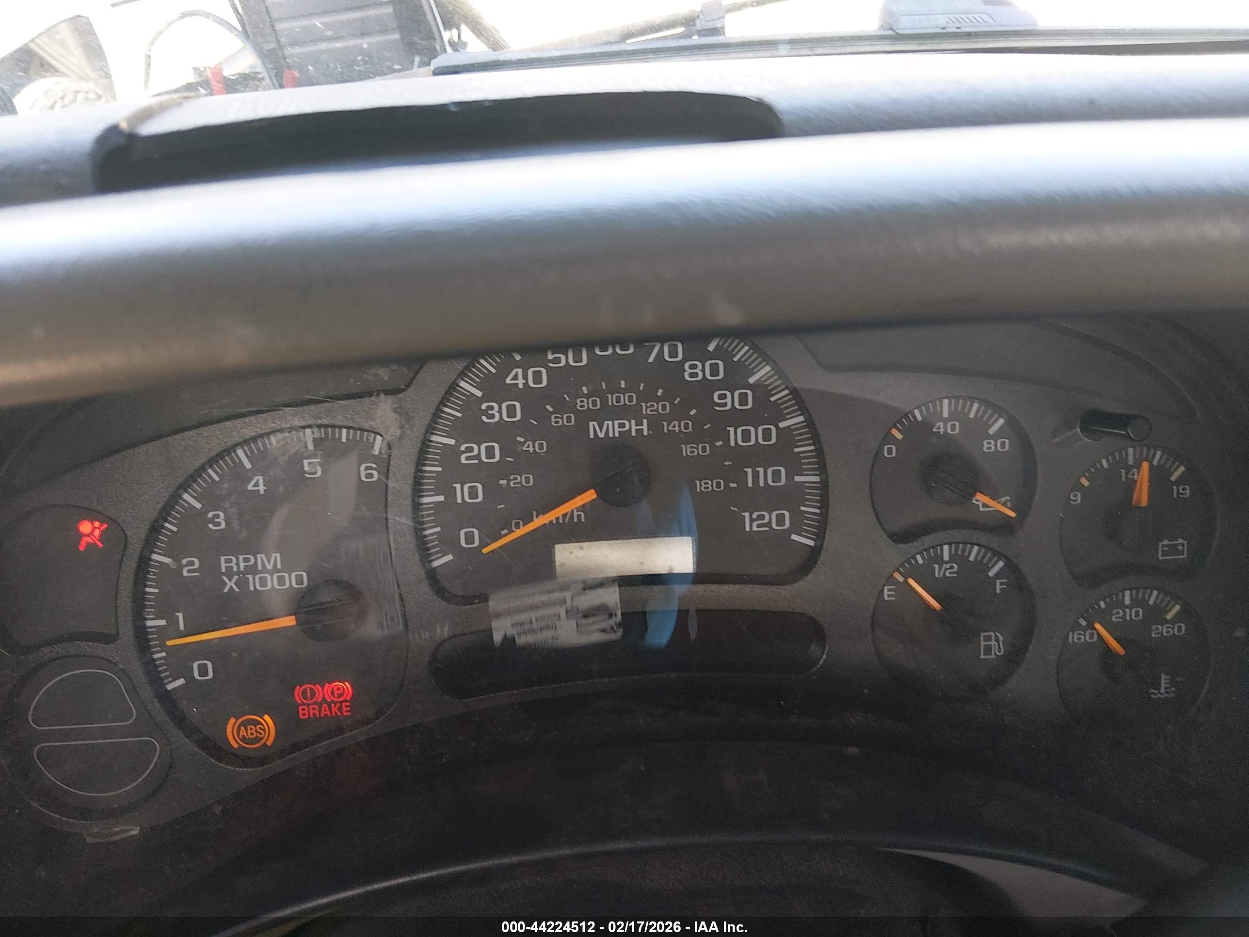 CHEVROLET SILVERADO image 7