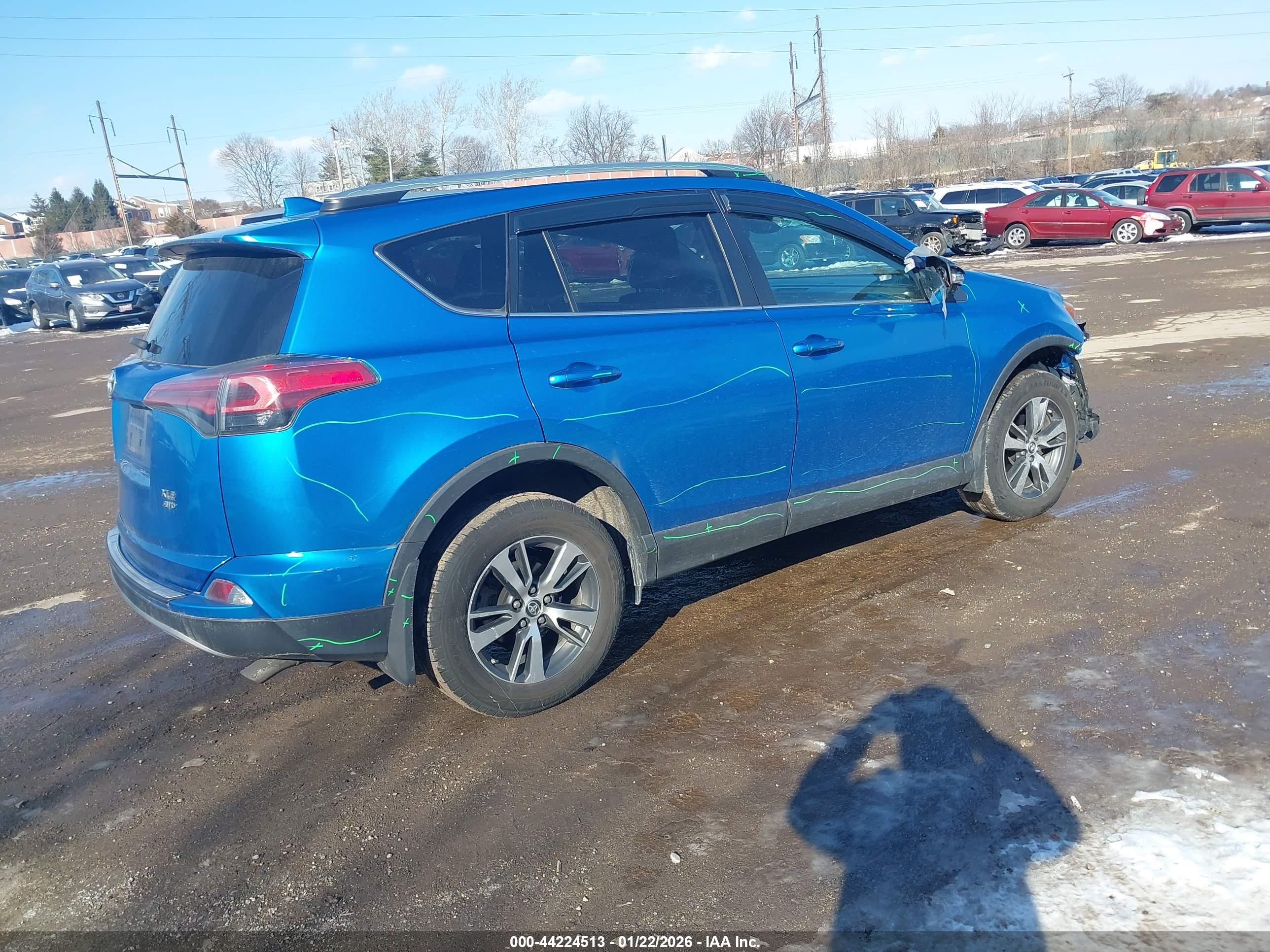 TOYOTA RAV4 image 4