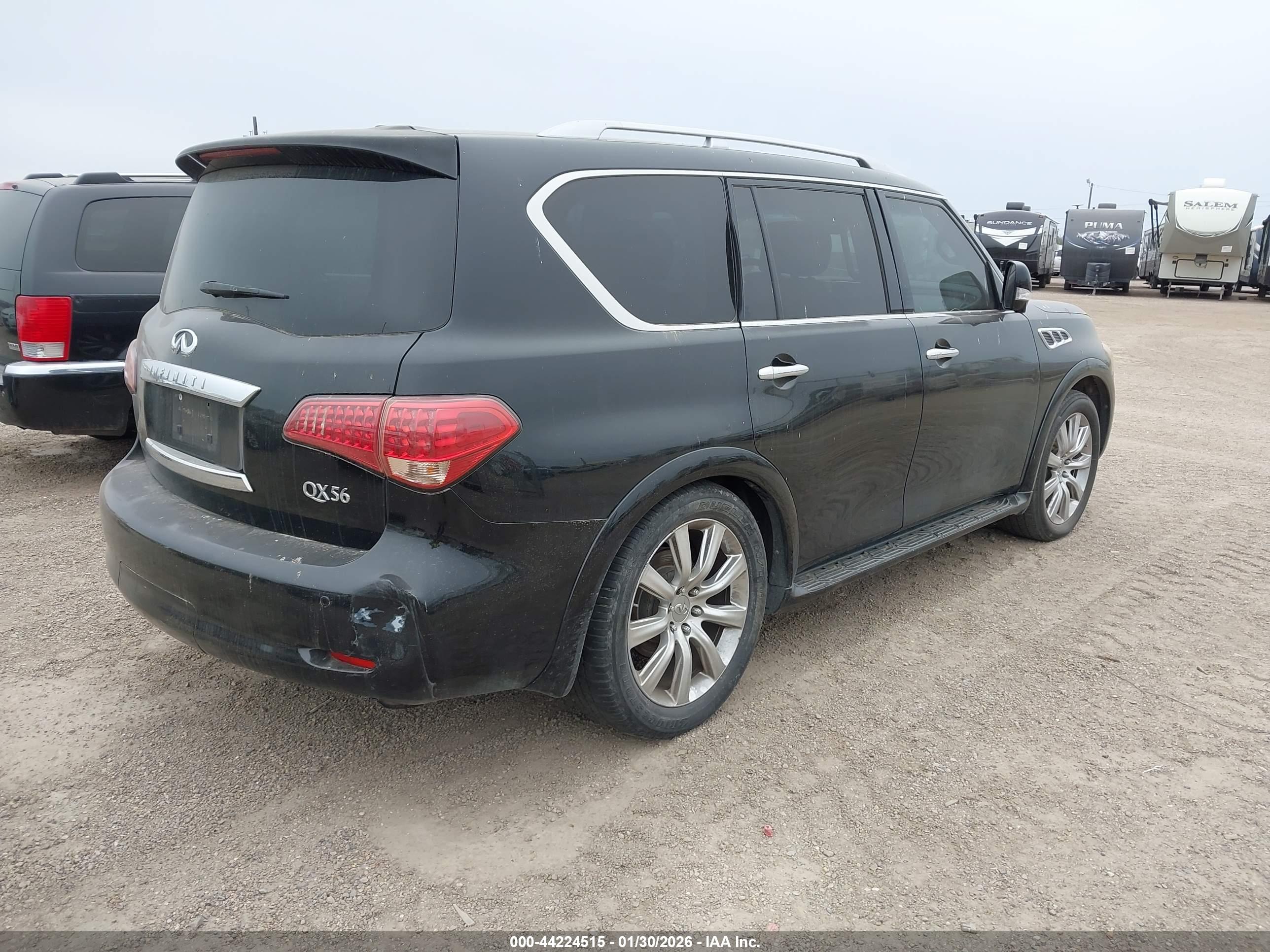 INFINITI QX56 image 4
