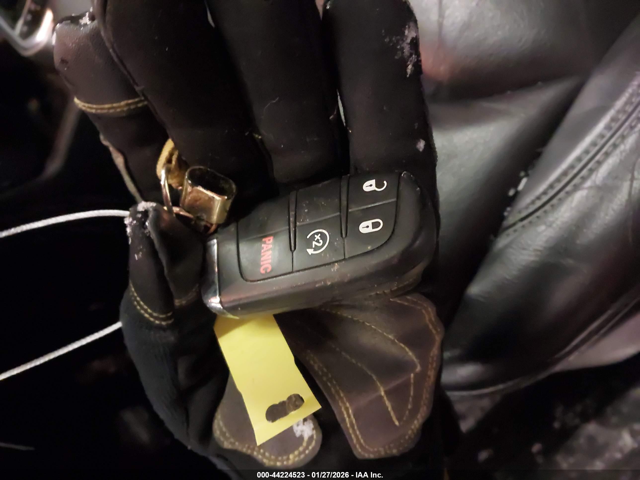 JEEP RENEGADE image 11