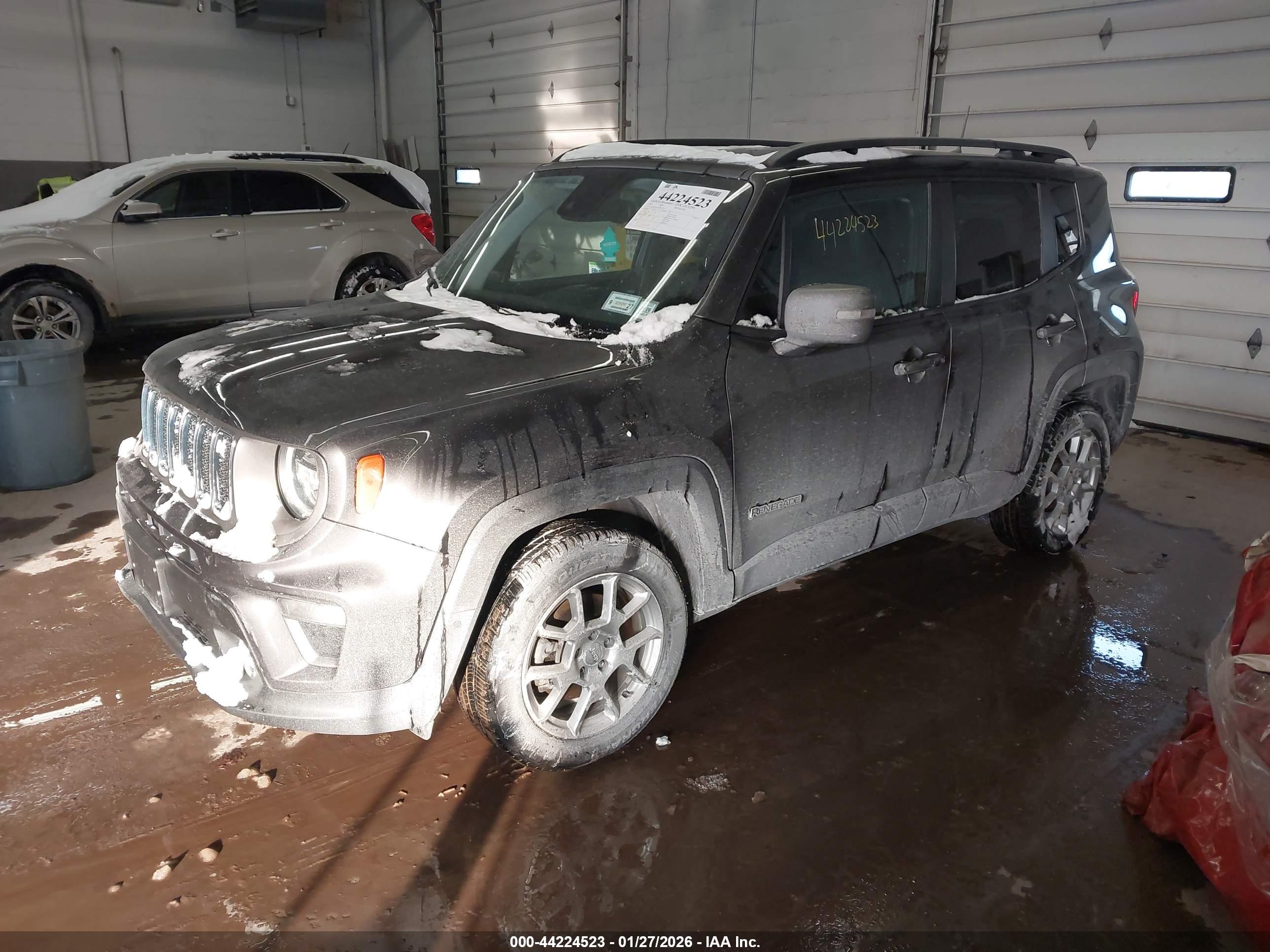 JEEP RENEGADE image 2