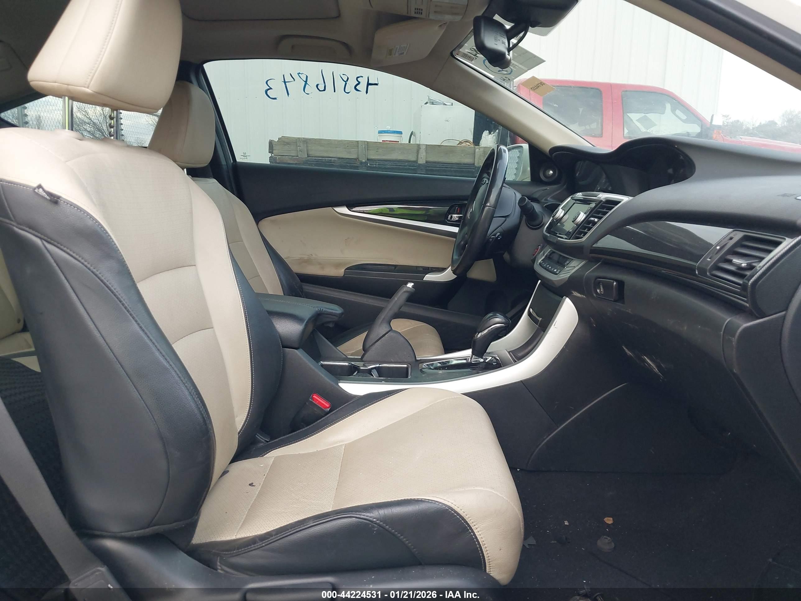 HONDA ACCORD image 5