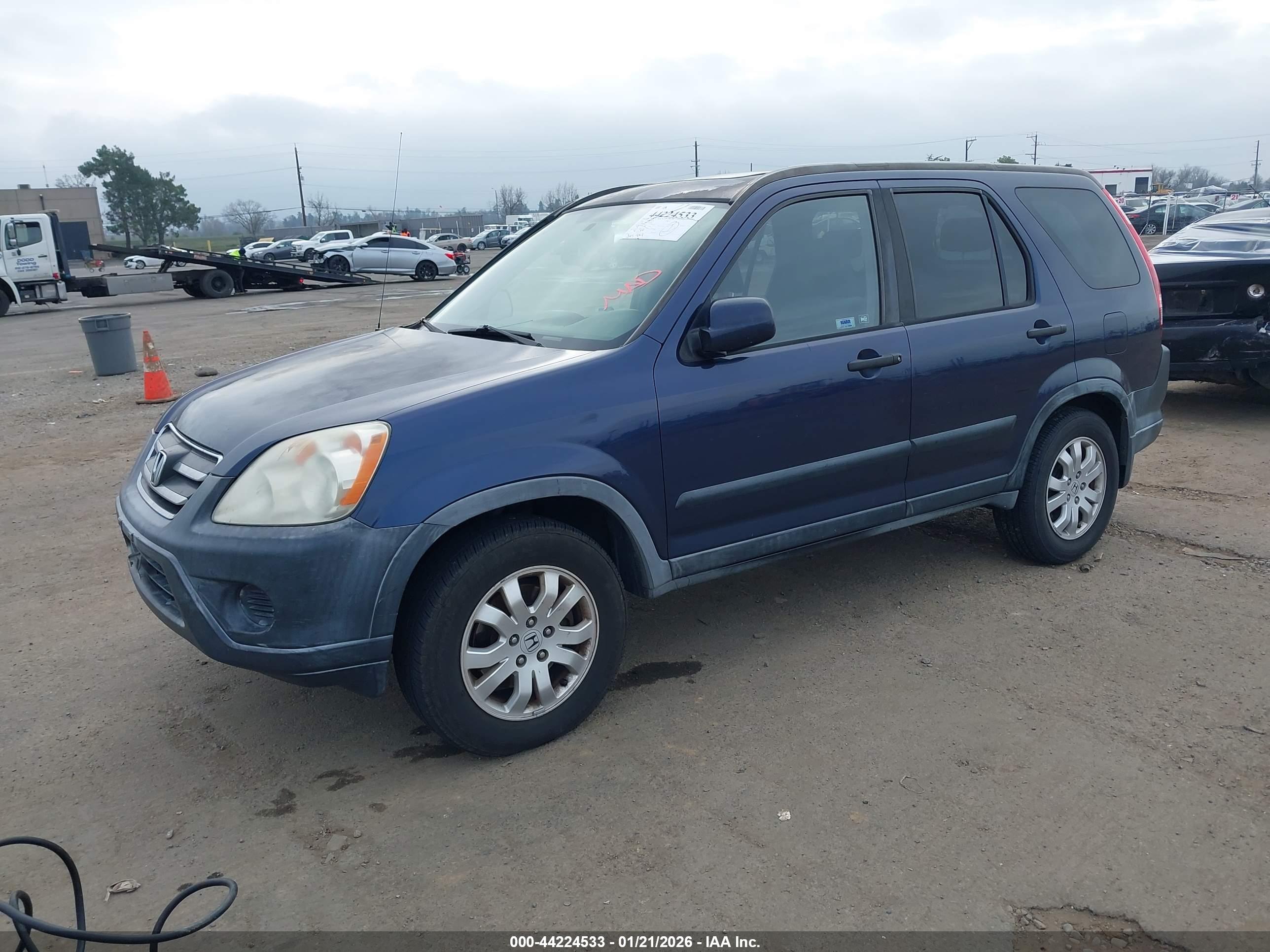 HONDA CR-V image 2