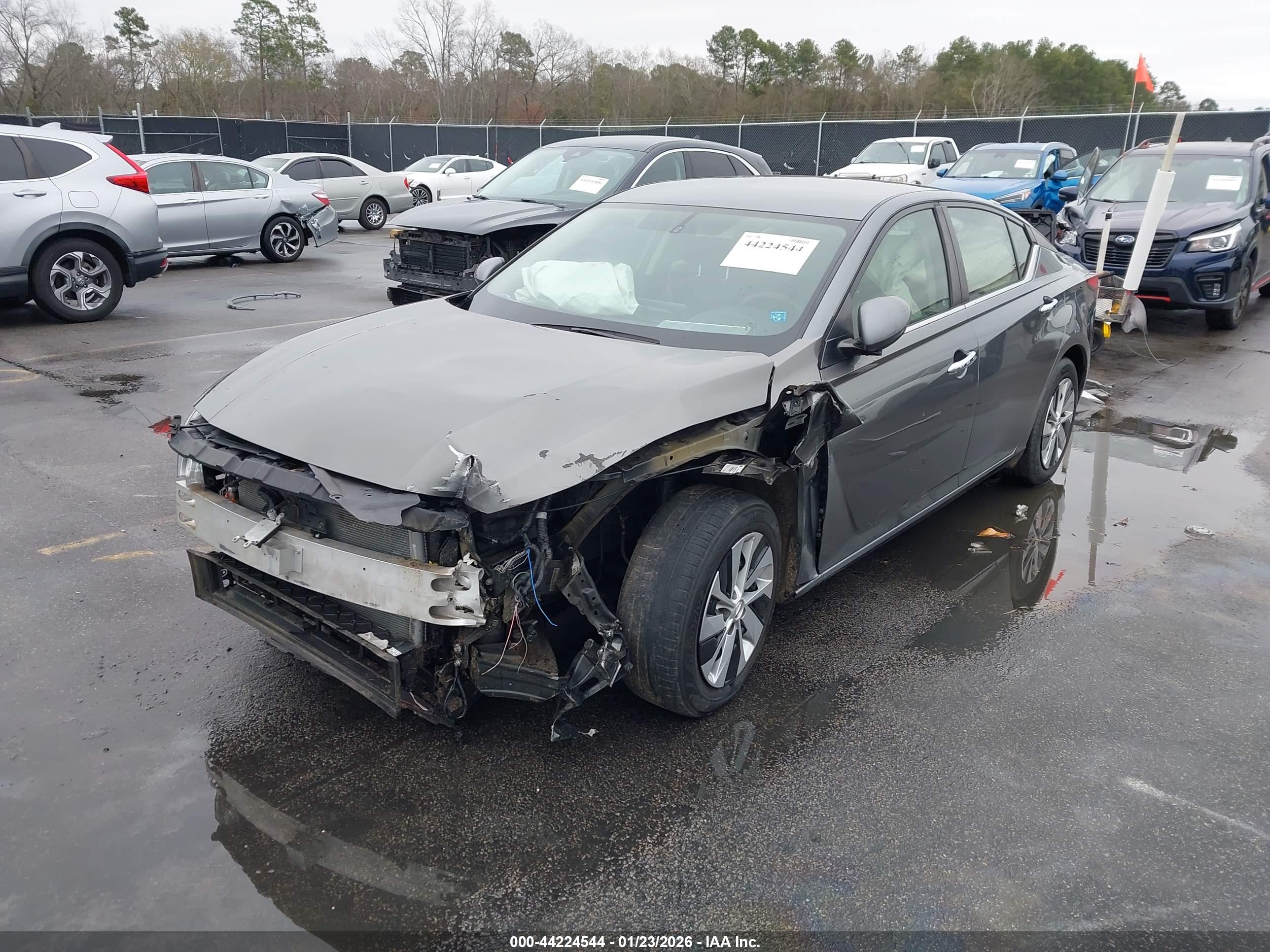 NISSAN ALTIMA image 2