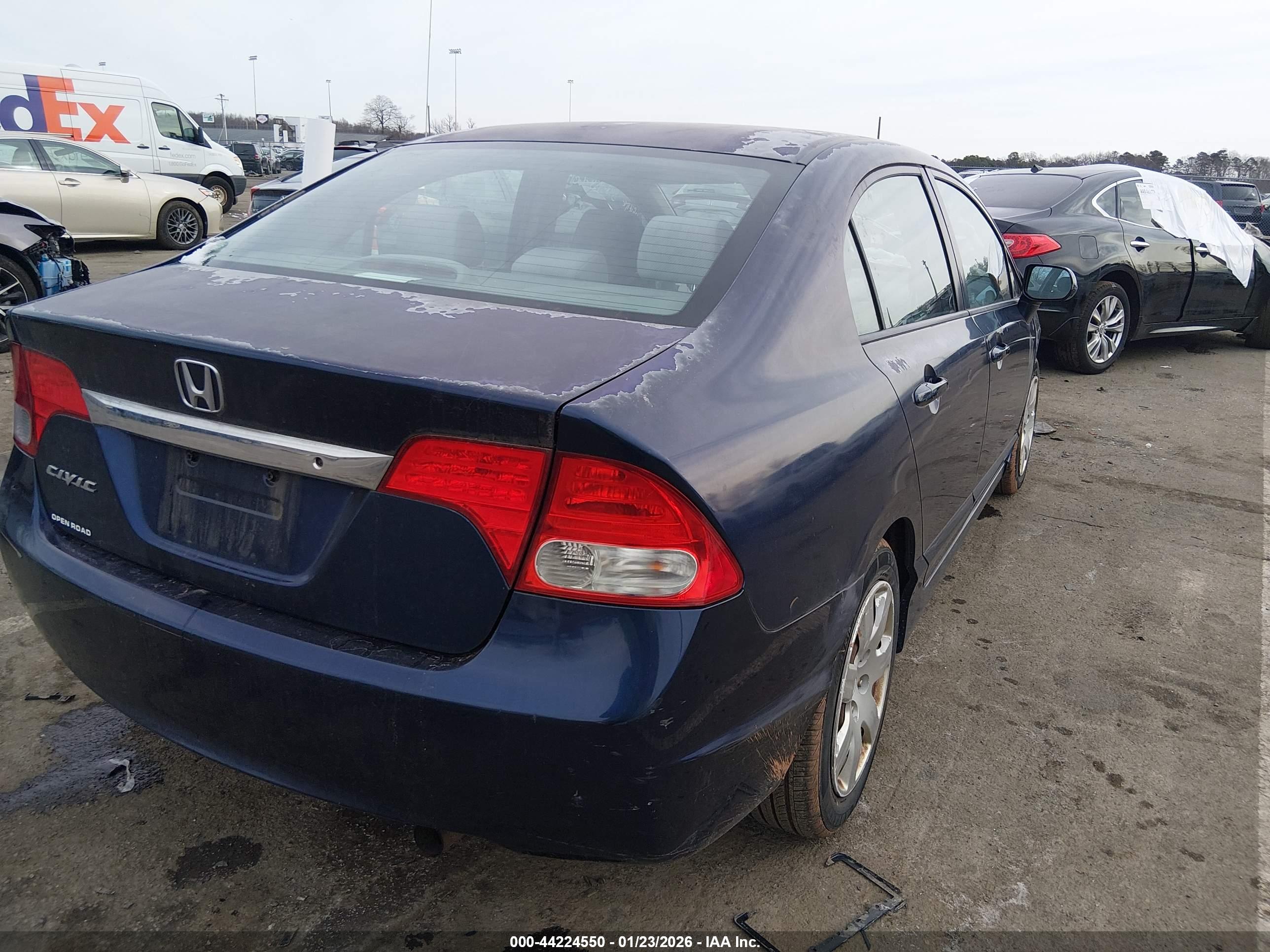 HONDA CIVIC image 4