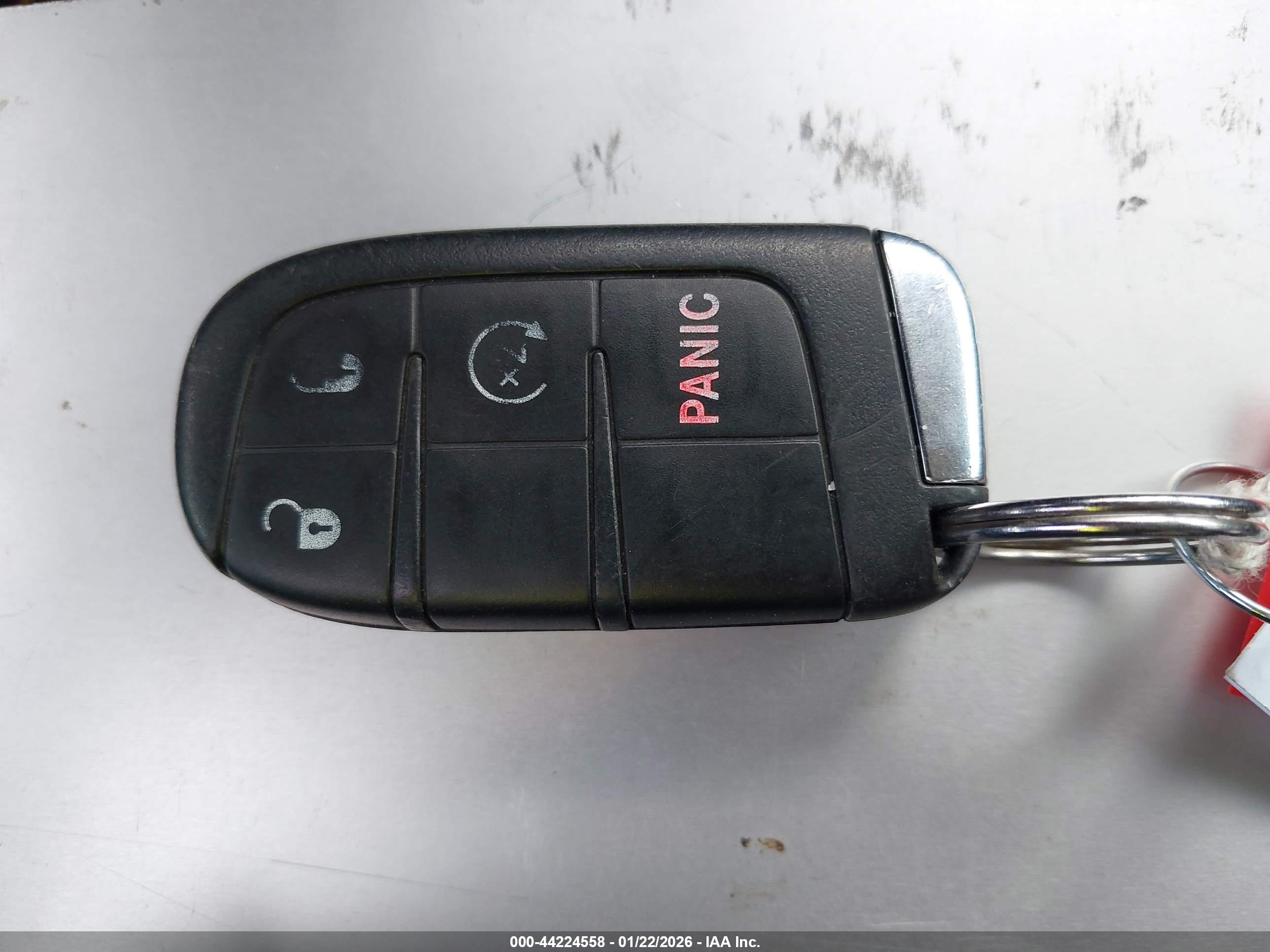 JEEP RENEGADE image 11