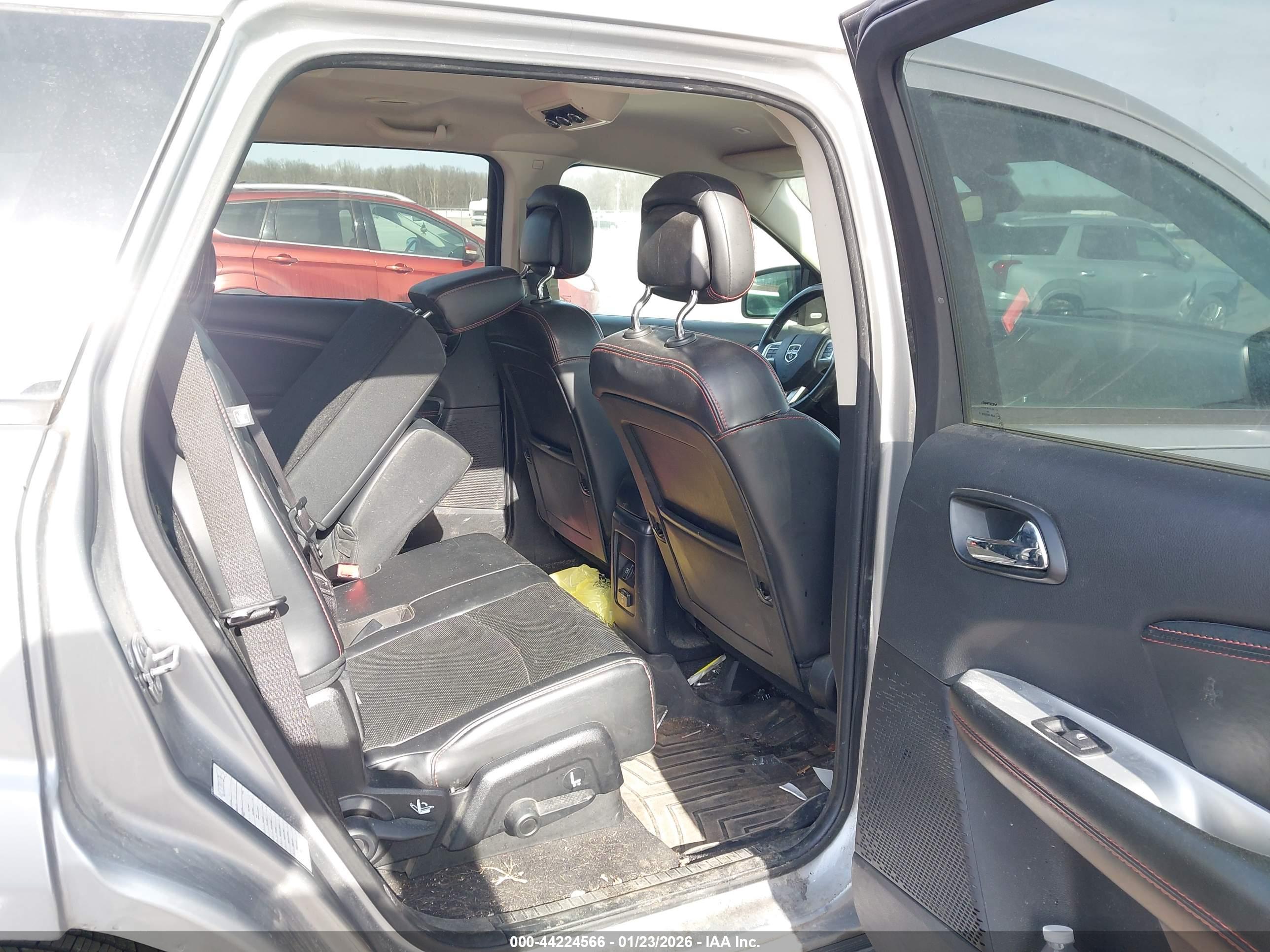 DODGE JOURNEY image 8