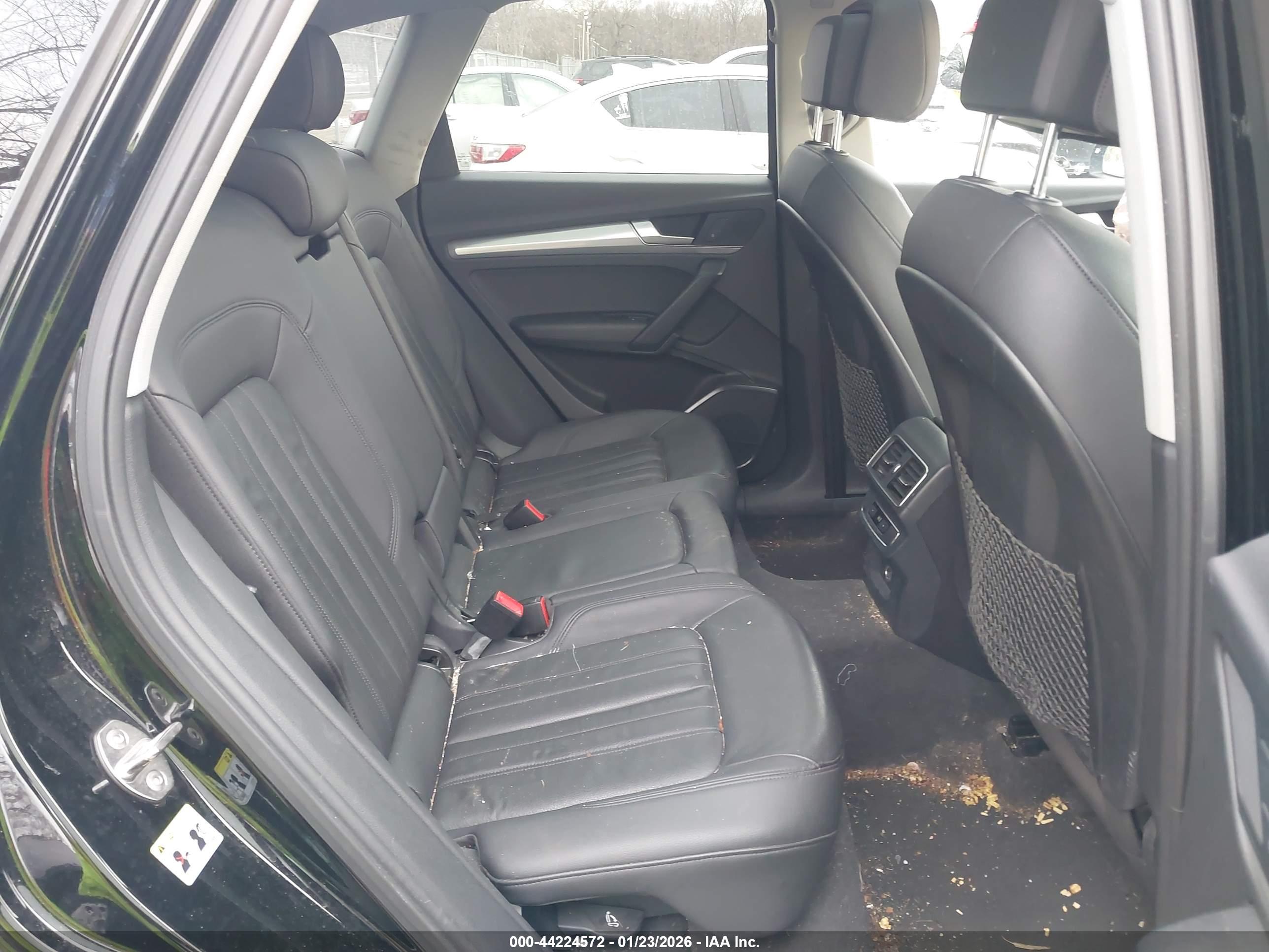 AUDI Q5 image 8