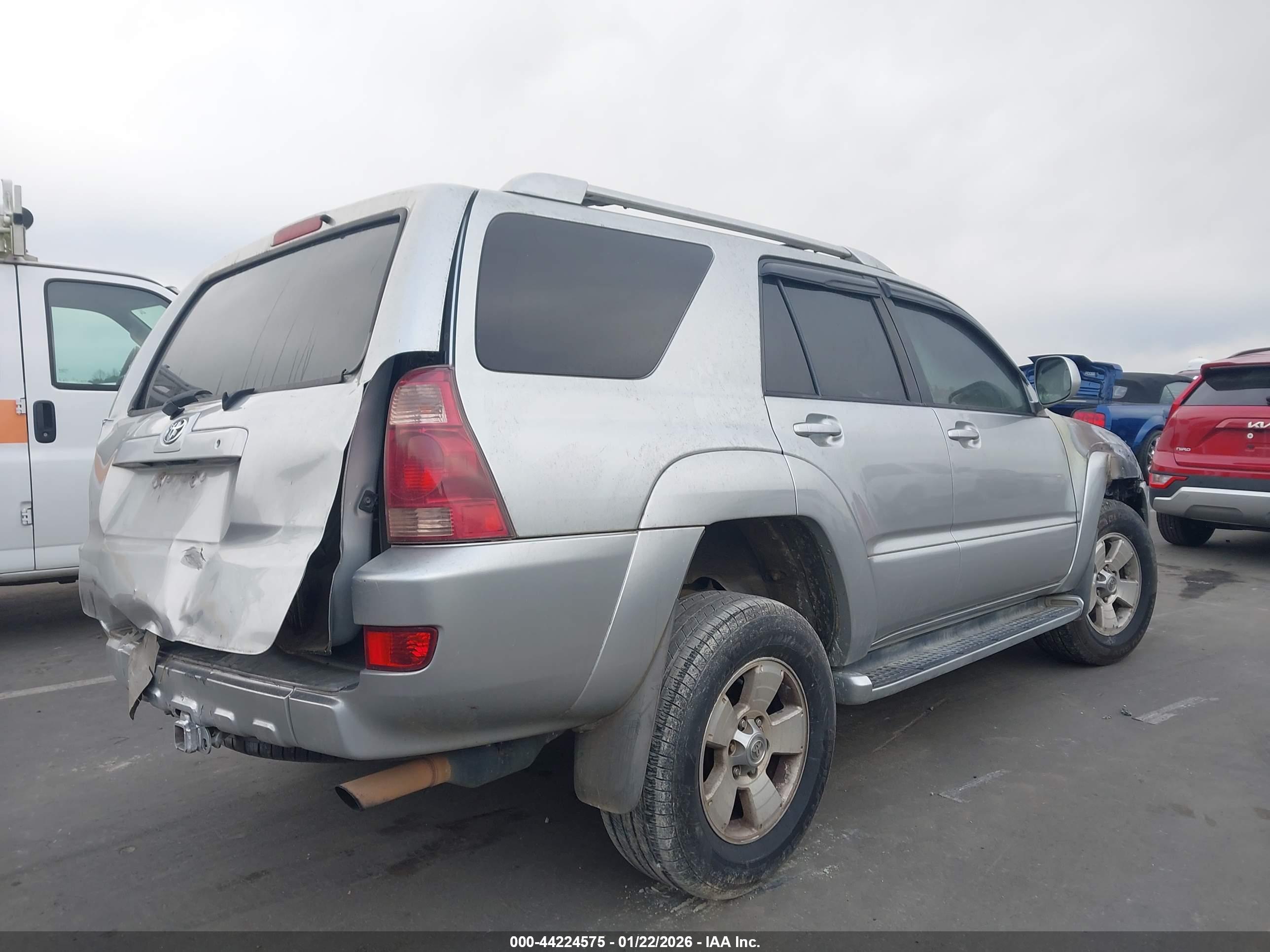 TOYOTA 4RUNNER image 4