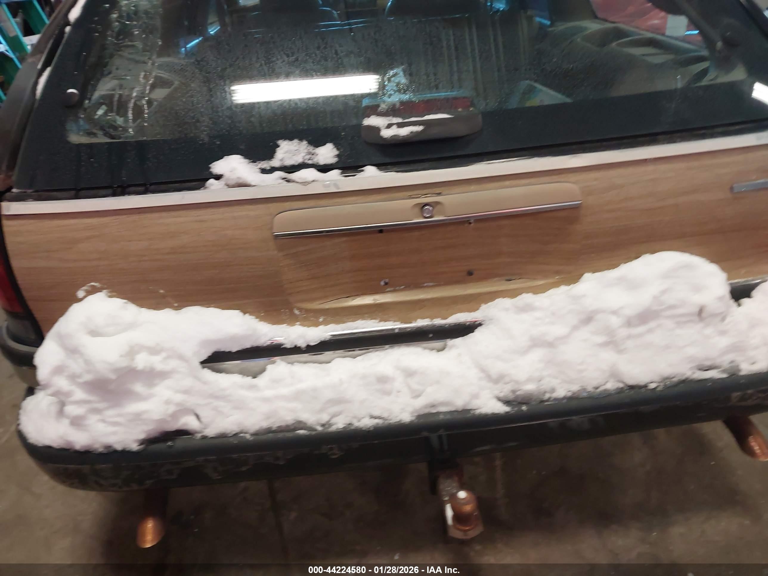 BUICK ROADMASTER image 6