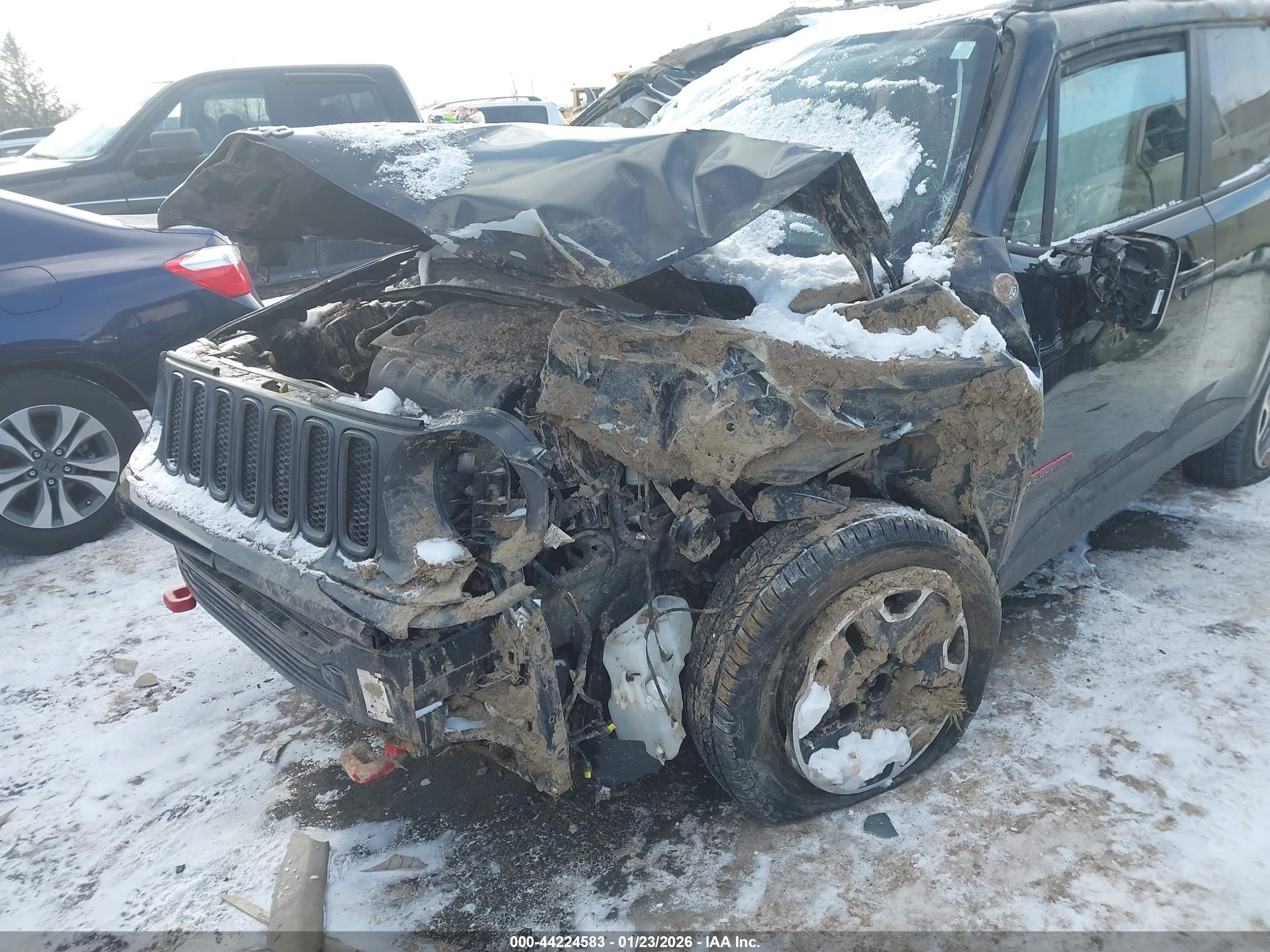JEEP RENEGADE image 6