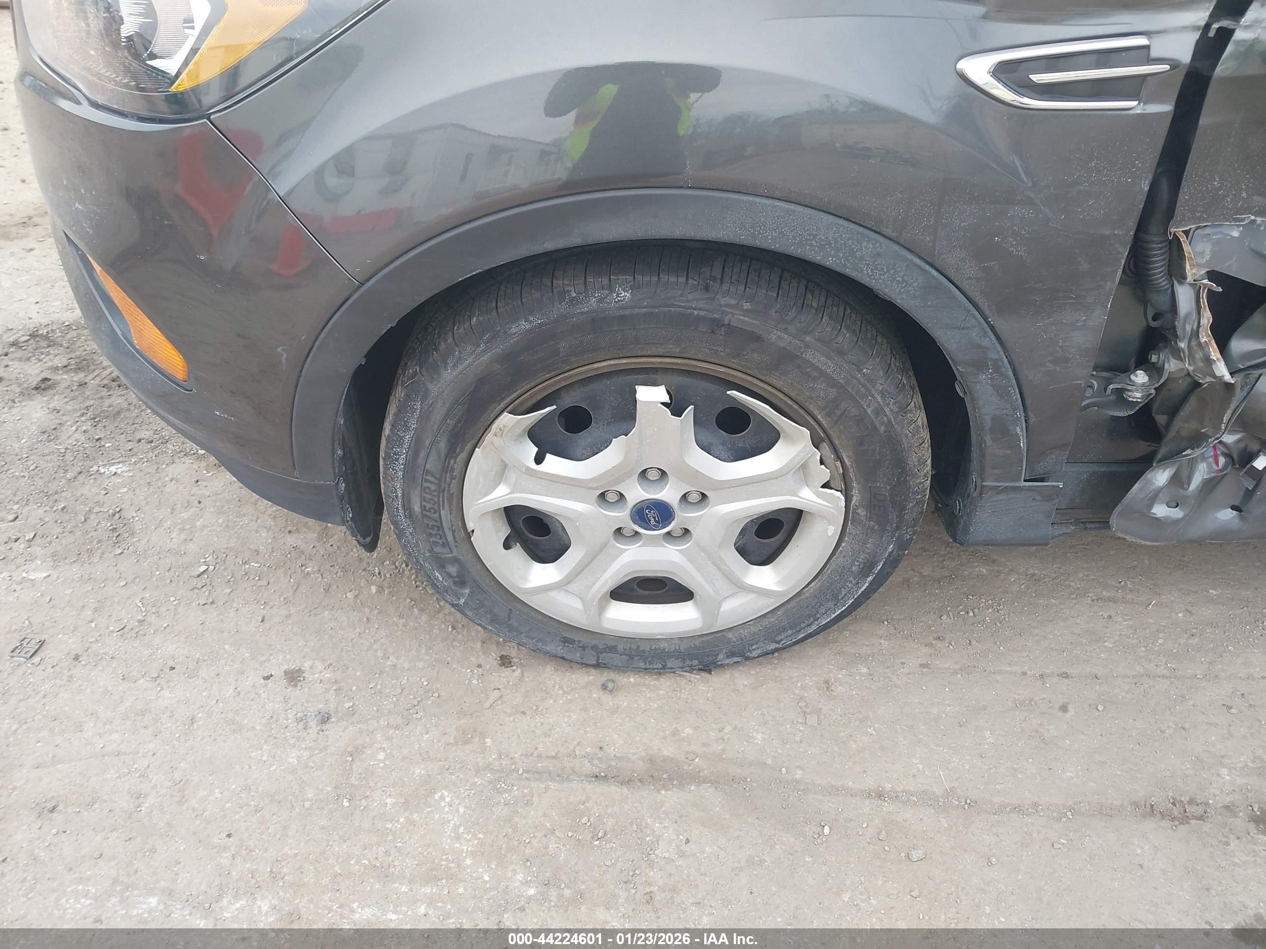 FORD ESCAPE image 6