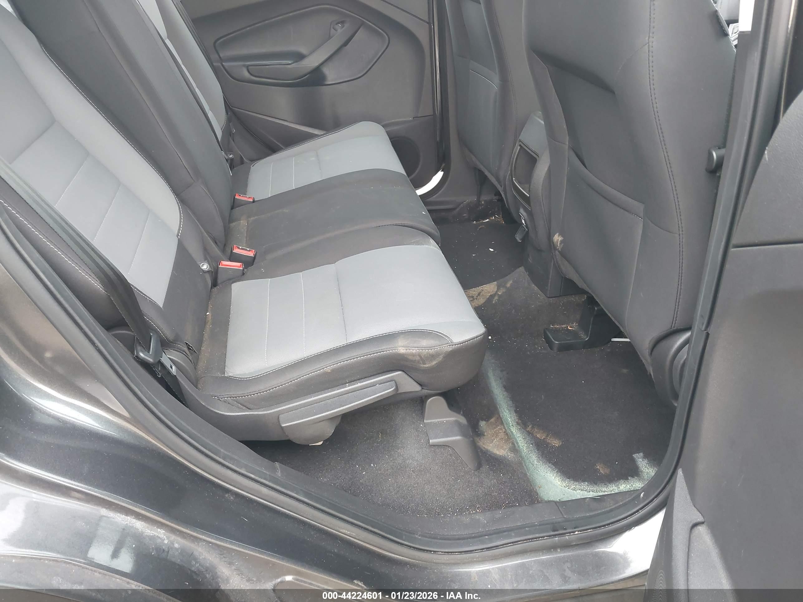 FORD ESCAPE image 8