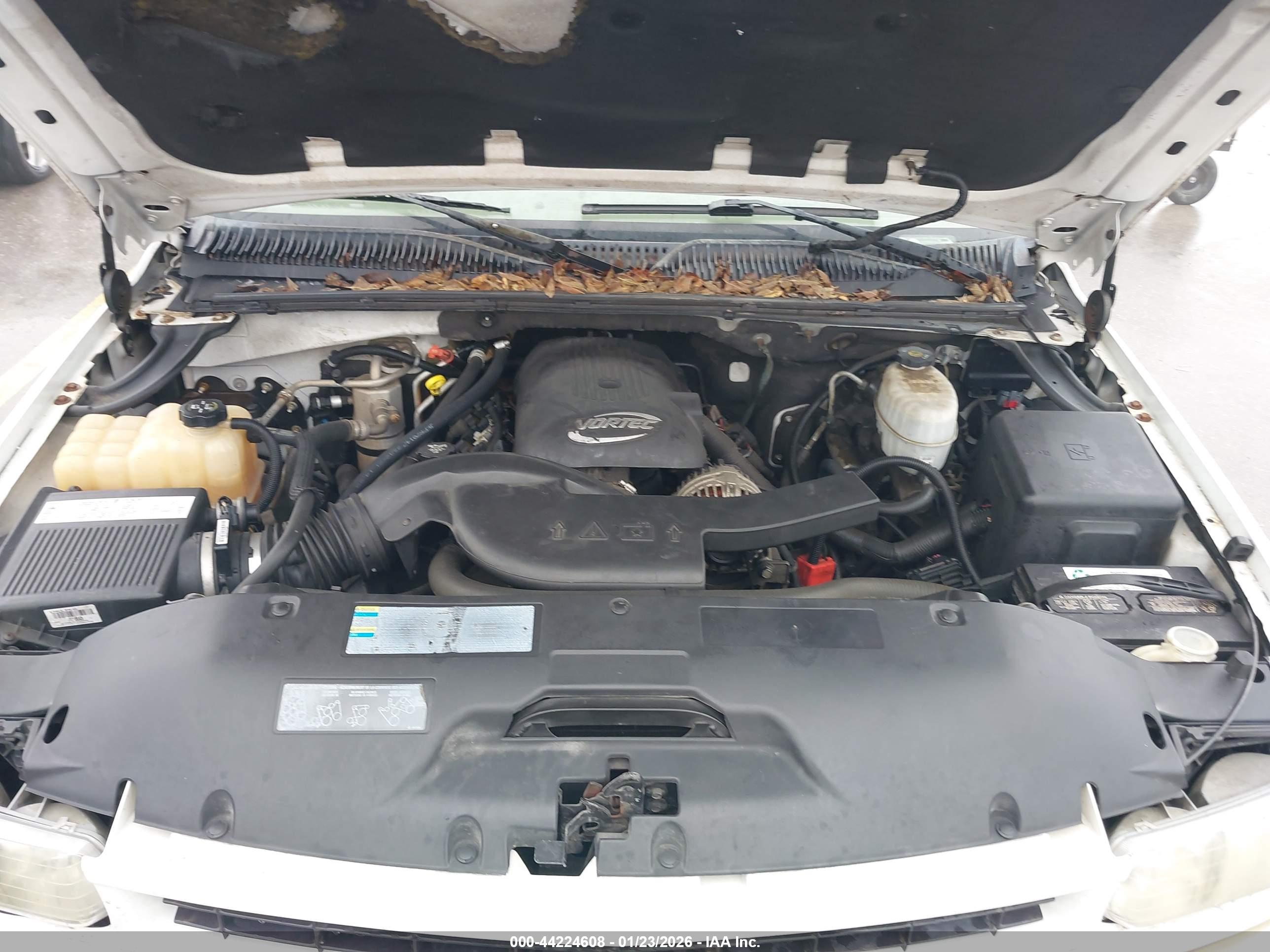 CHEVROLET TAHOE image 10