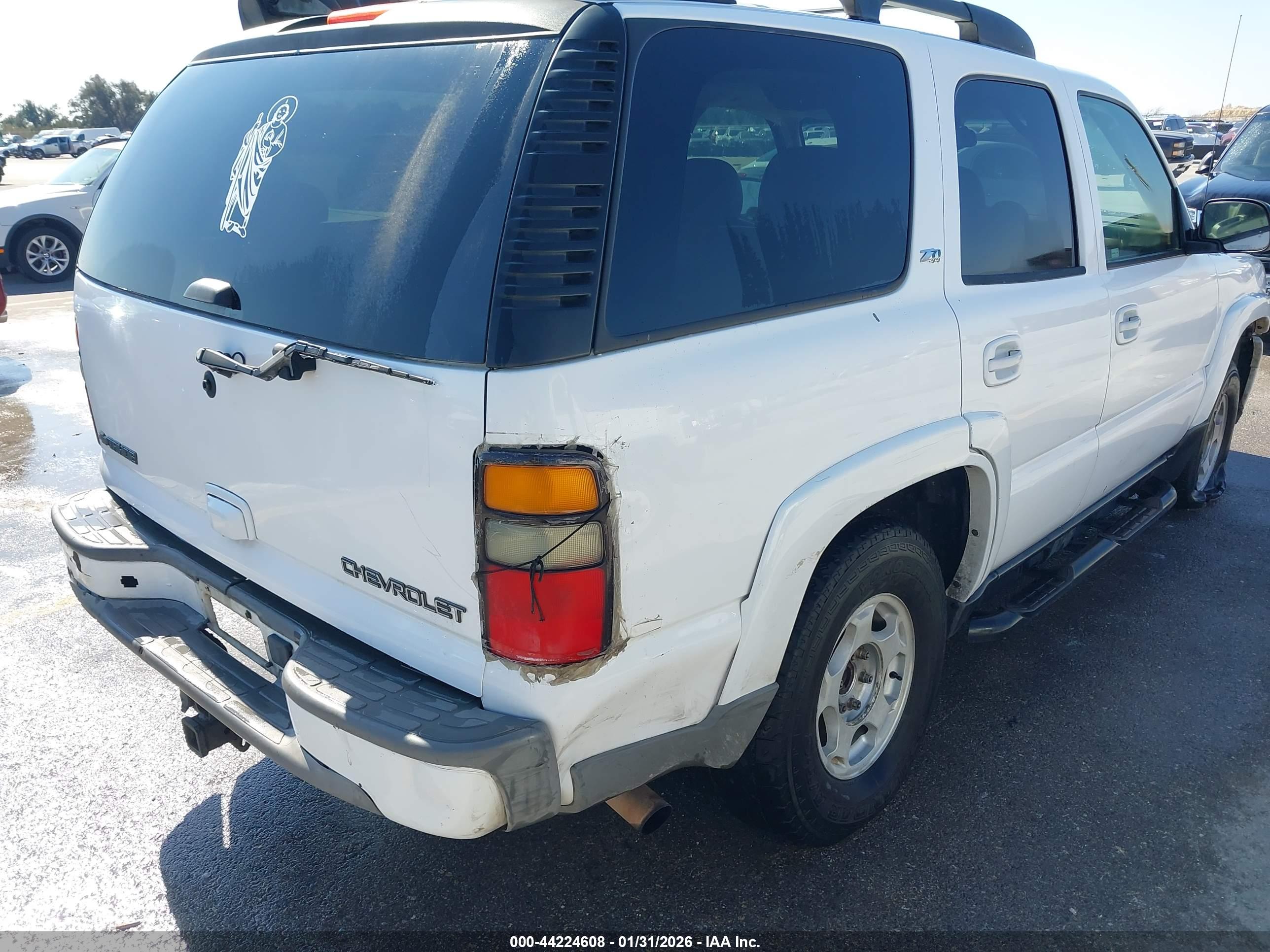CHEVROLET TAHOE image 6