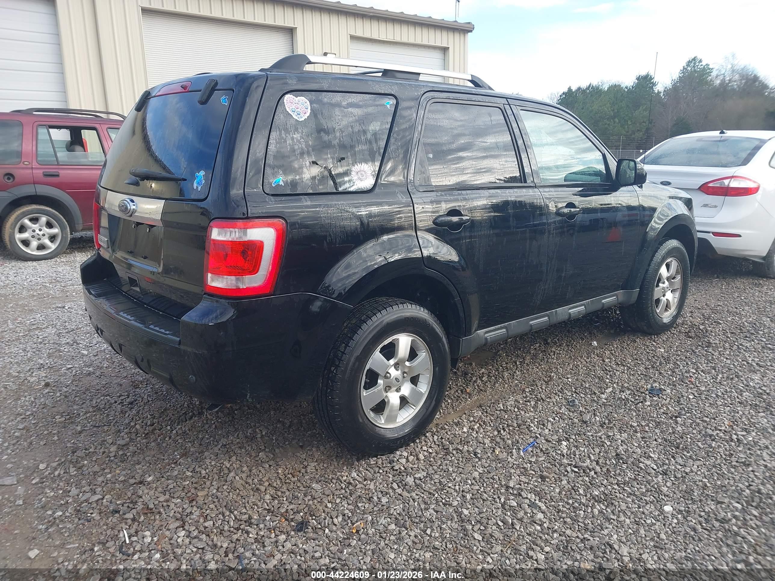 FORD ESCAPE image 4